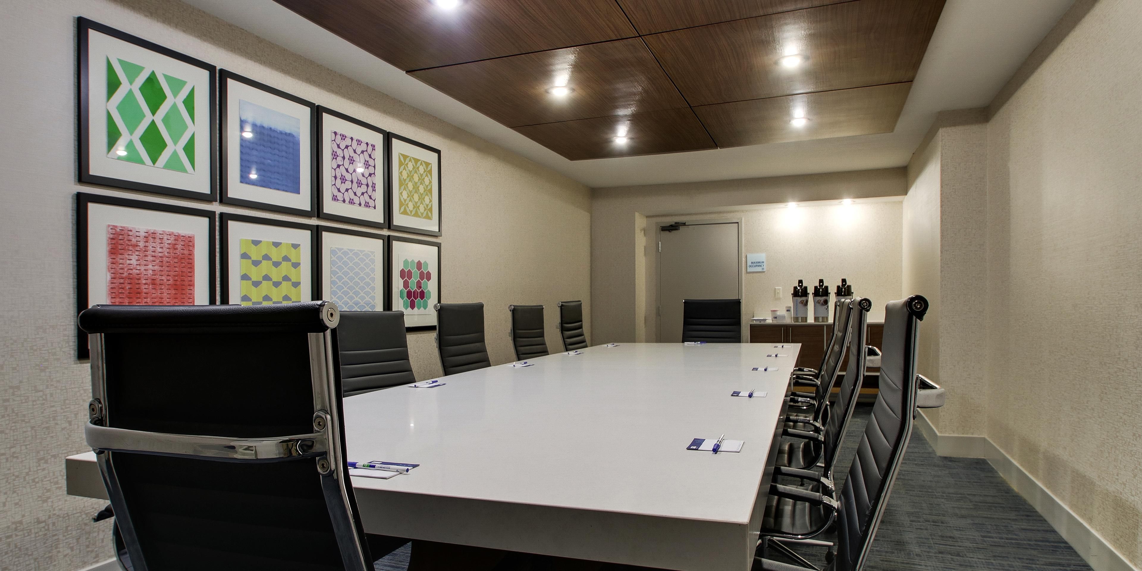 Small meetings play a vital role in the success of many organizations. Are you planning a small corporate meeting, board retreat or brainstorming session? Our 12 person boardroom is sure to lead to big ideas!   Our team is dedicated to making your meeting a huge success!