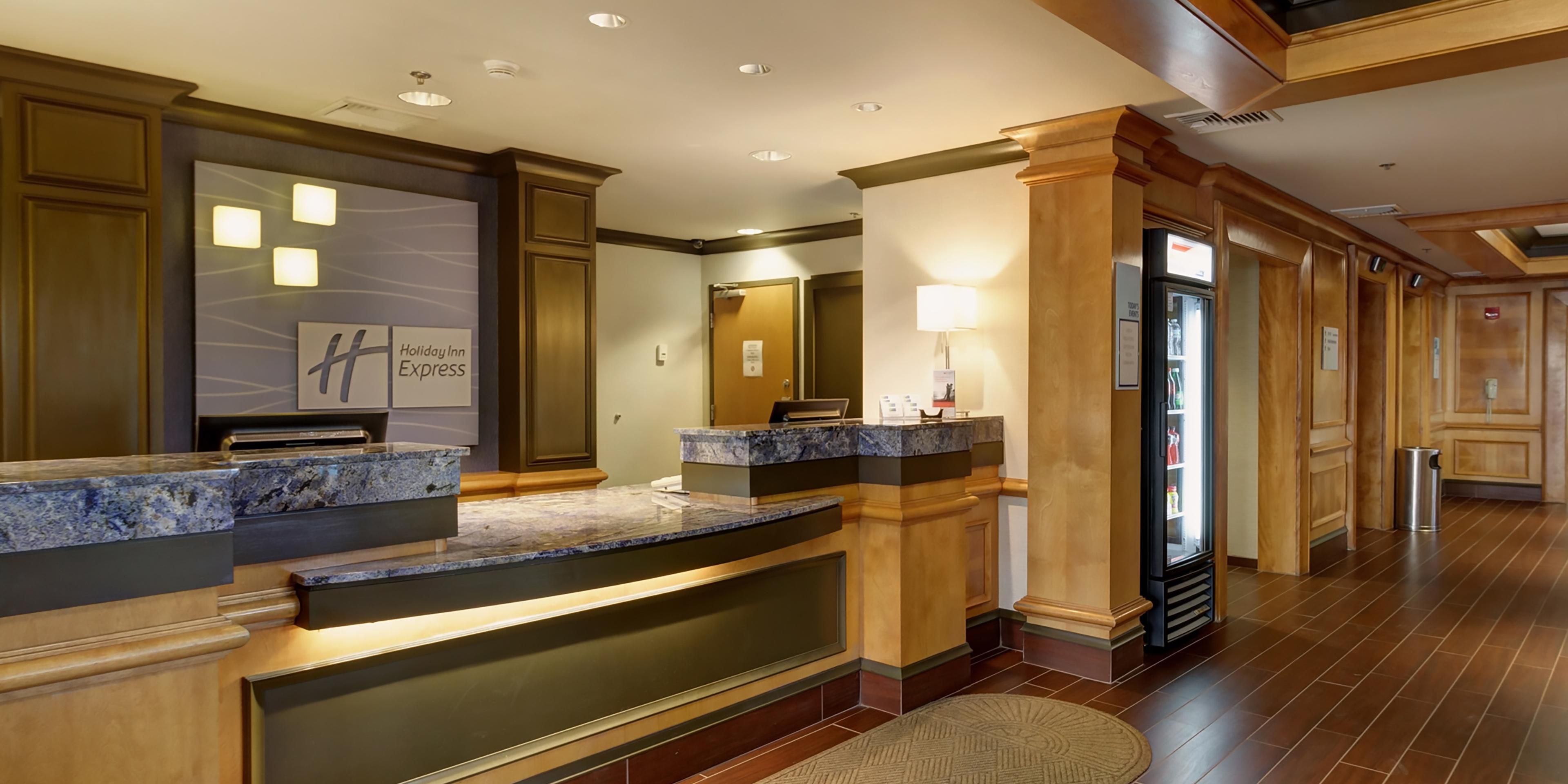 Holiday Inn Express & Suites Warwick-Providence (Airport)