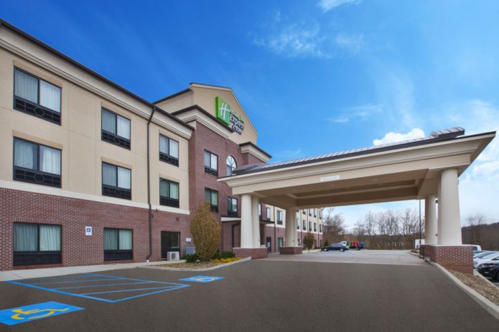 Holiday Inn Express & Suites Washington - Mea