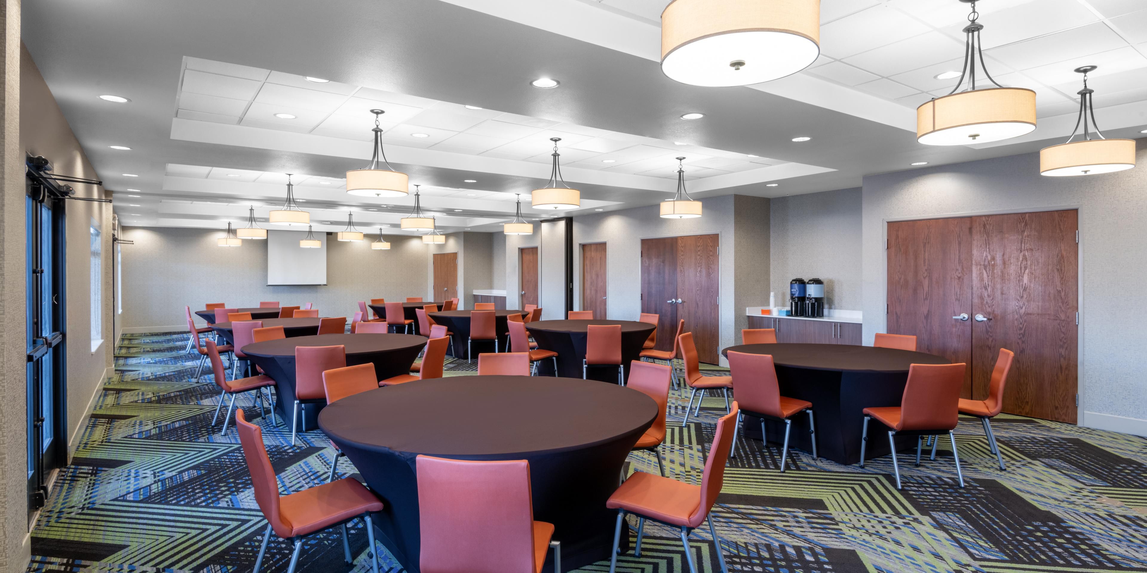 The Holiday Inn Express and Suites St. George North-Zion offers 1,625 sq ft of flexible meeting space makes planning simple. Our boardroom seats 10 and the ballroom divides into 2 spaces each with mounted projection screens. Setup is easy with 60’ rounds, 8’ tables, chairs, linens. AV and banquet rentals available.