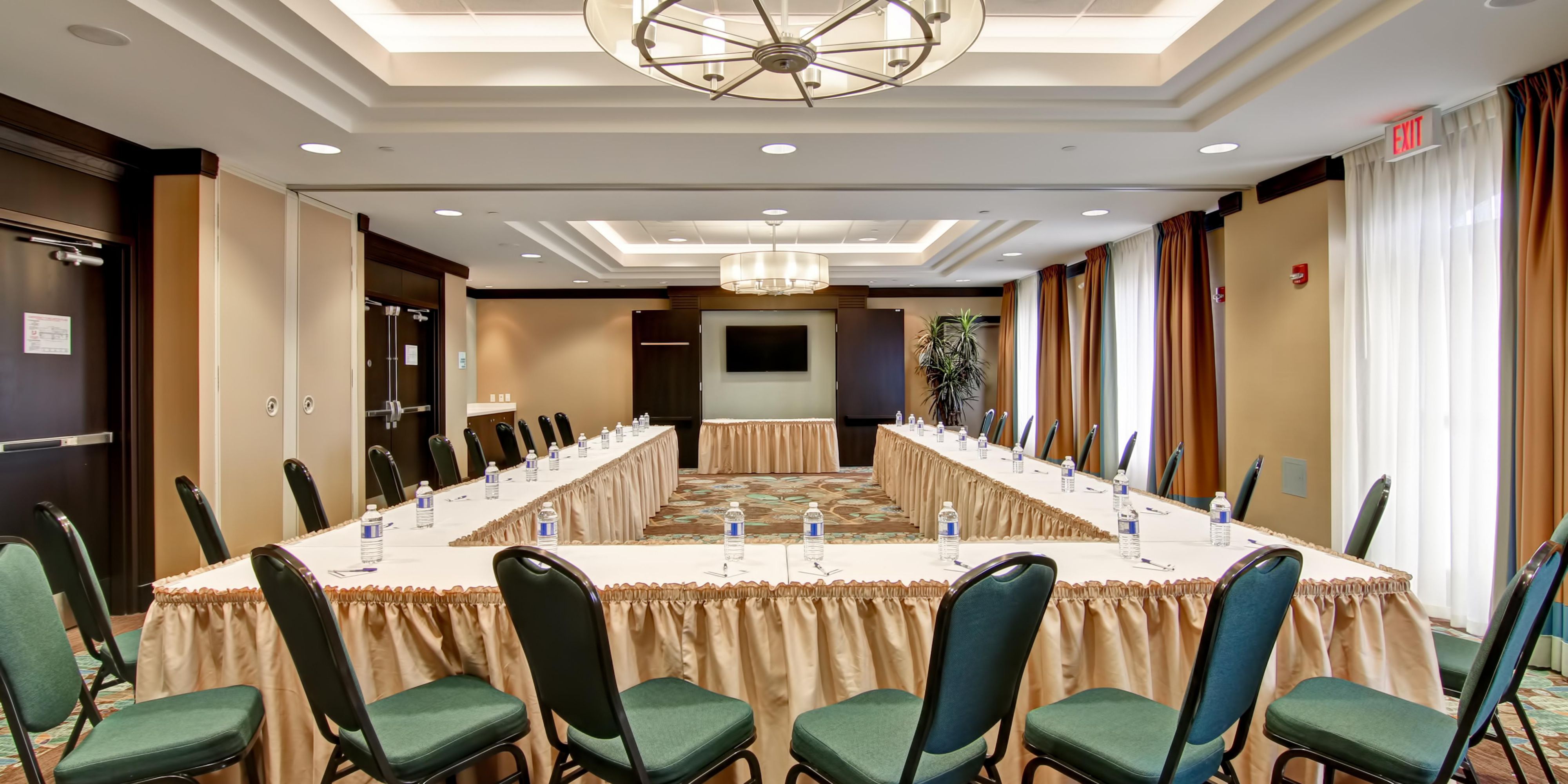 Holiday Inn Express Waterloo/St. Jacobs offers over 1,100 square feet of versatile meeting space boasting large windows with natural light.  Our Benjamin Room is available in a variety of arrangements, with audio-visual aids, and catering options available. Contact us today!