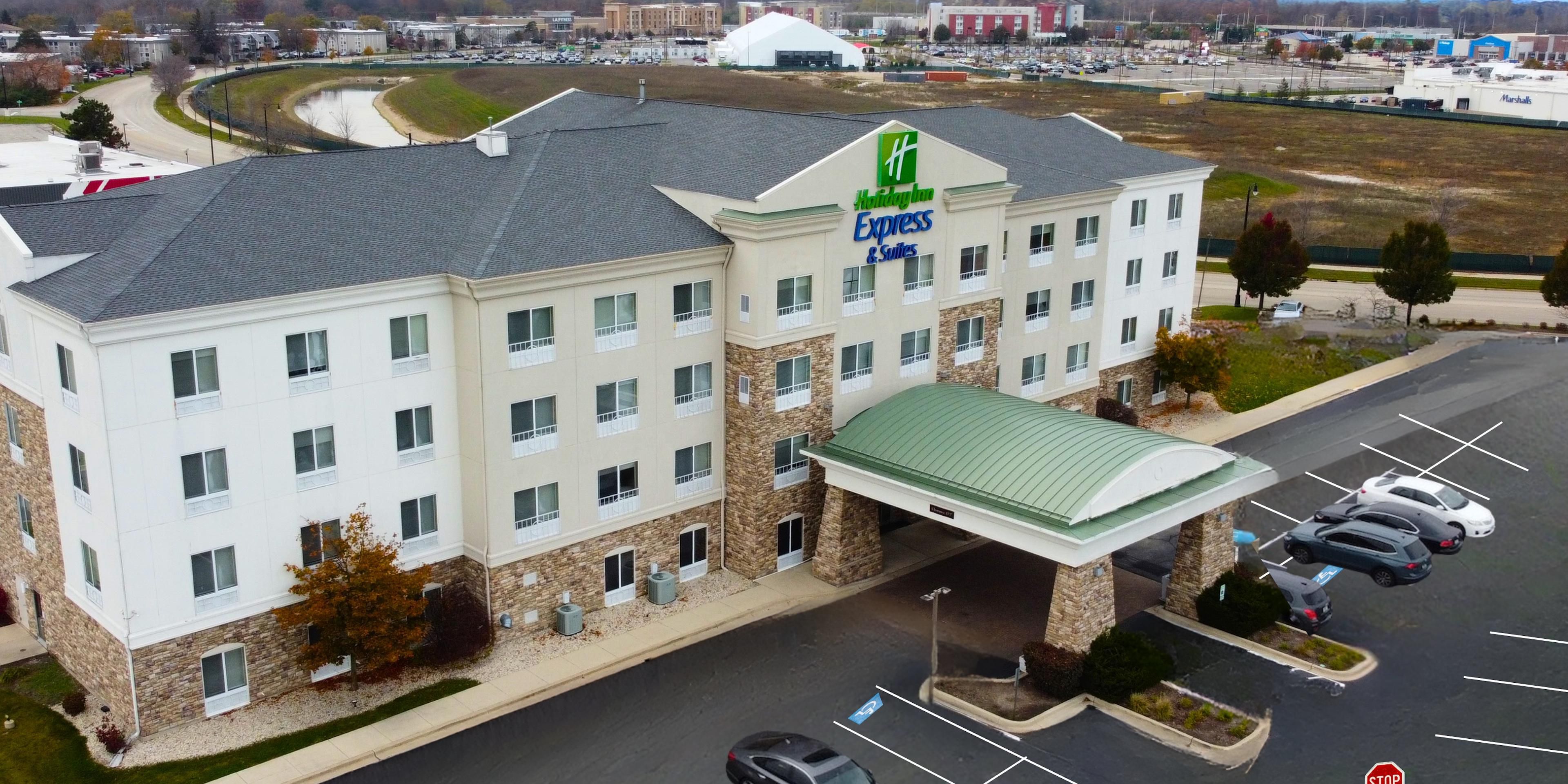 Holiday Inn Express & Suites Chicago North-Waukegan-Gurnee