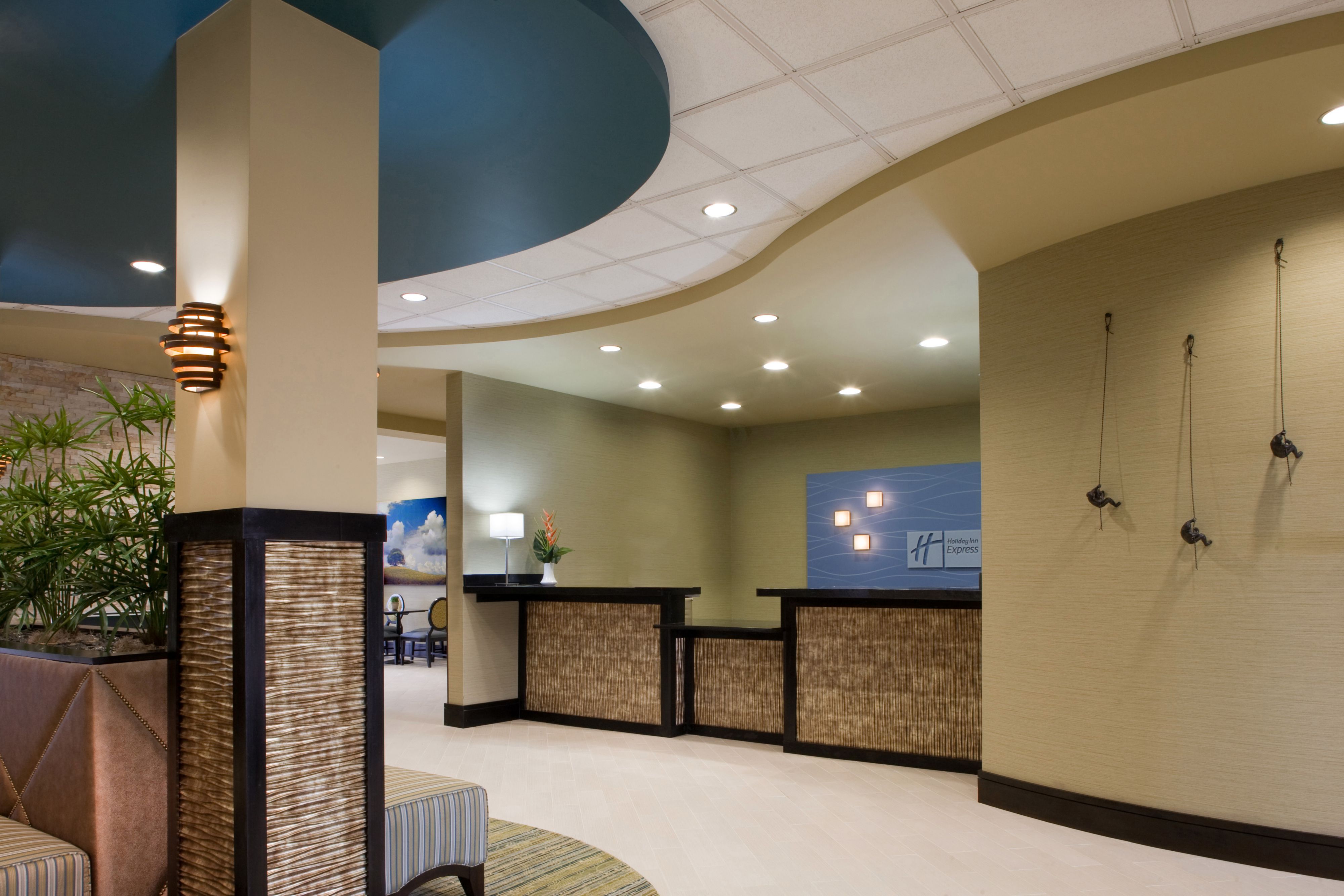 Holiday Inn Express & Suites Waycross