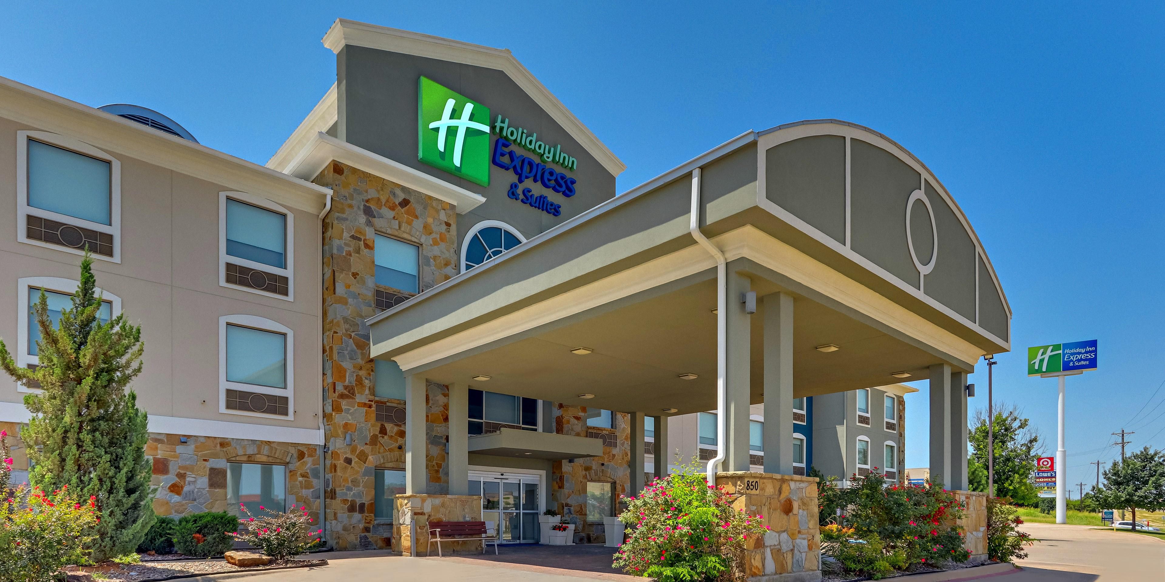 Holiday Inn Express & Suites Weatherford