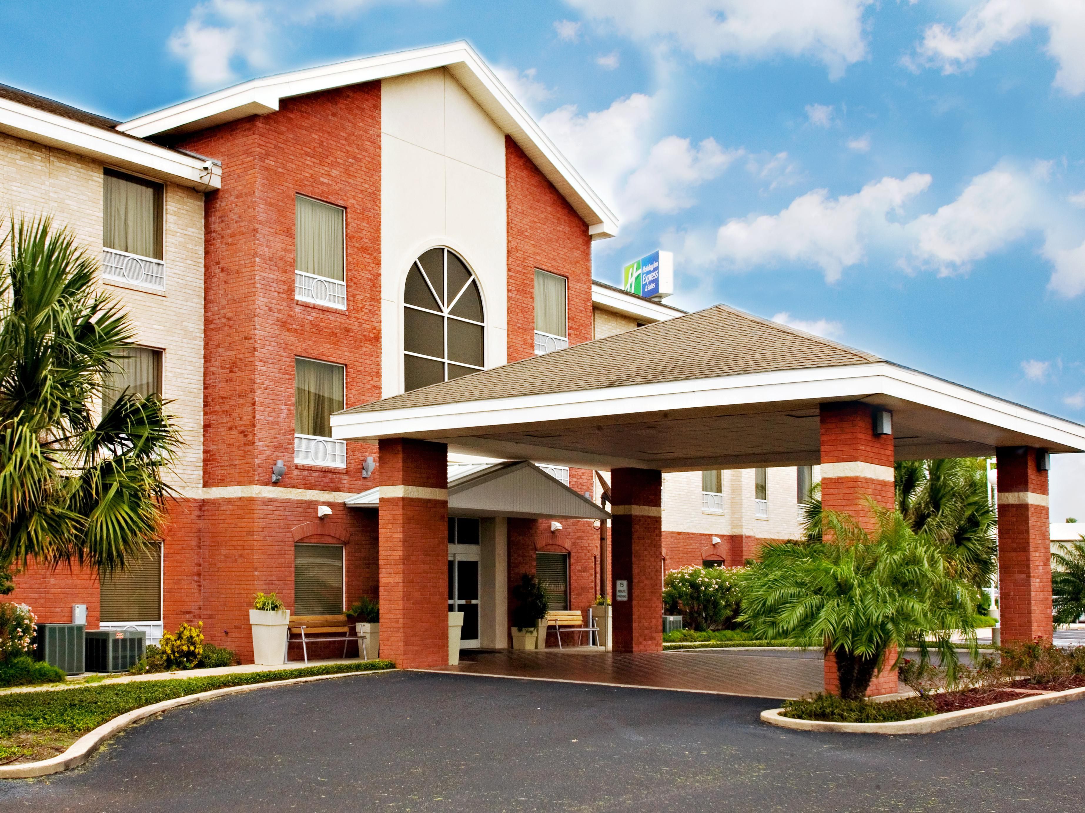 Featured image of post Holiday Inn Express Mcallen Medical Center The holiday inn express suites in mcallen is located just minutes from the mcallen hidalgo international bridge the pharr reynosa international bridge and the anzalduas inte