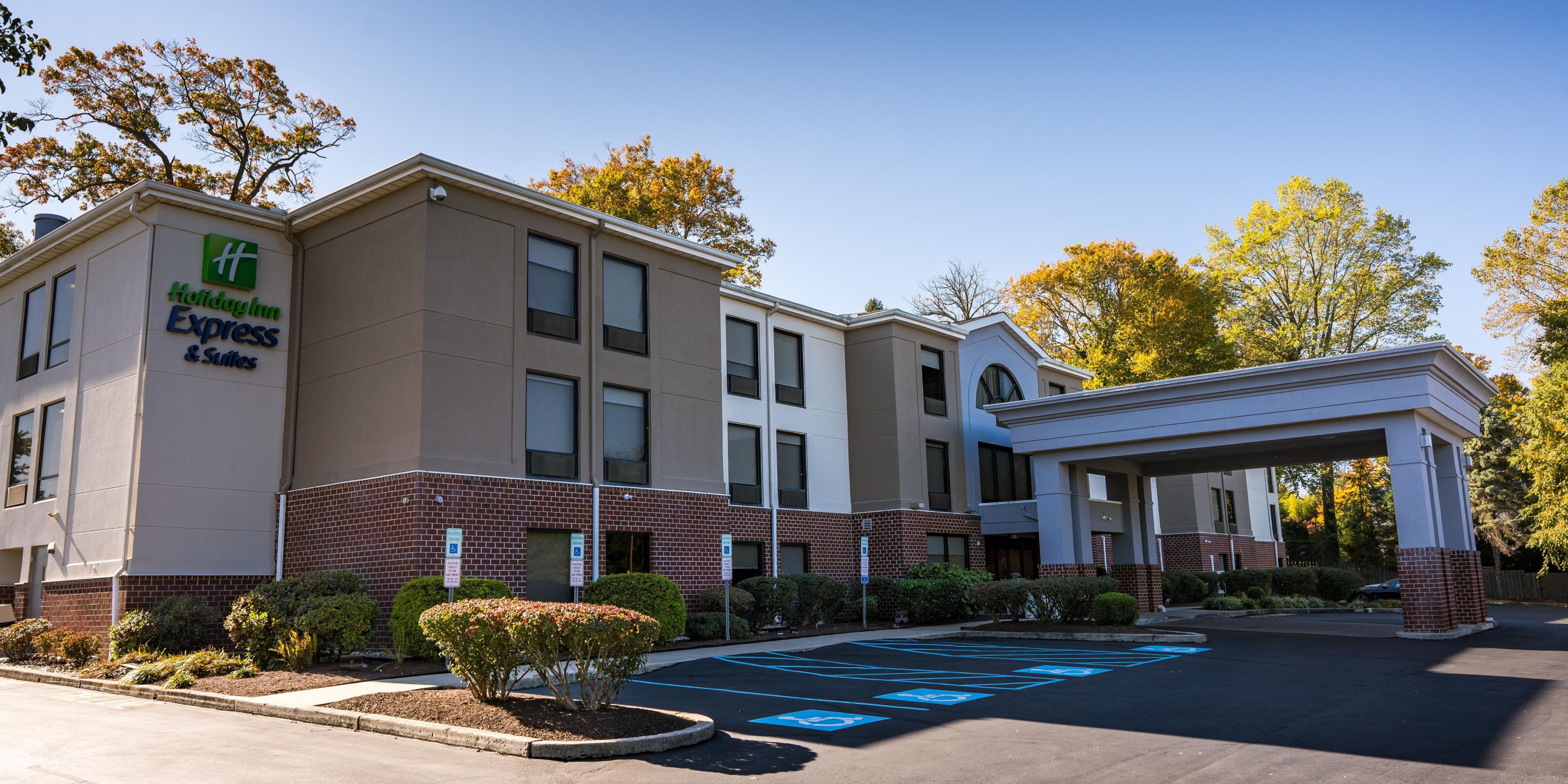 Holiday Inn Express & Suites West Chester