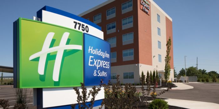 Holiday Inn Express & Suites Cincinnati North - Liberty Way