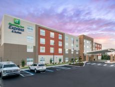Holiday Inn Express & Suites West Melbourne