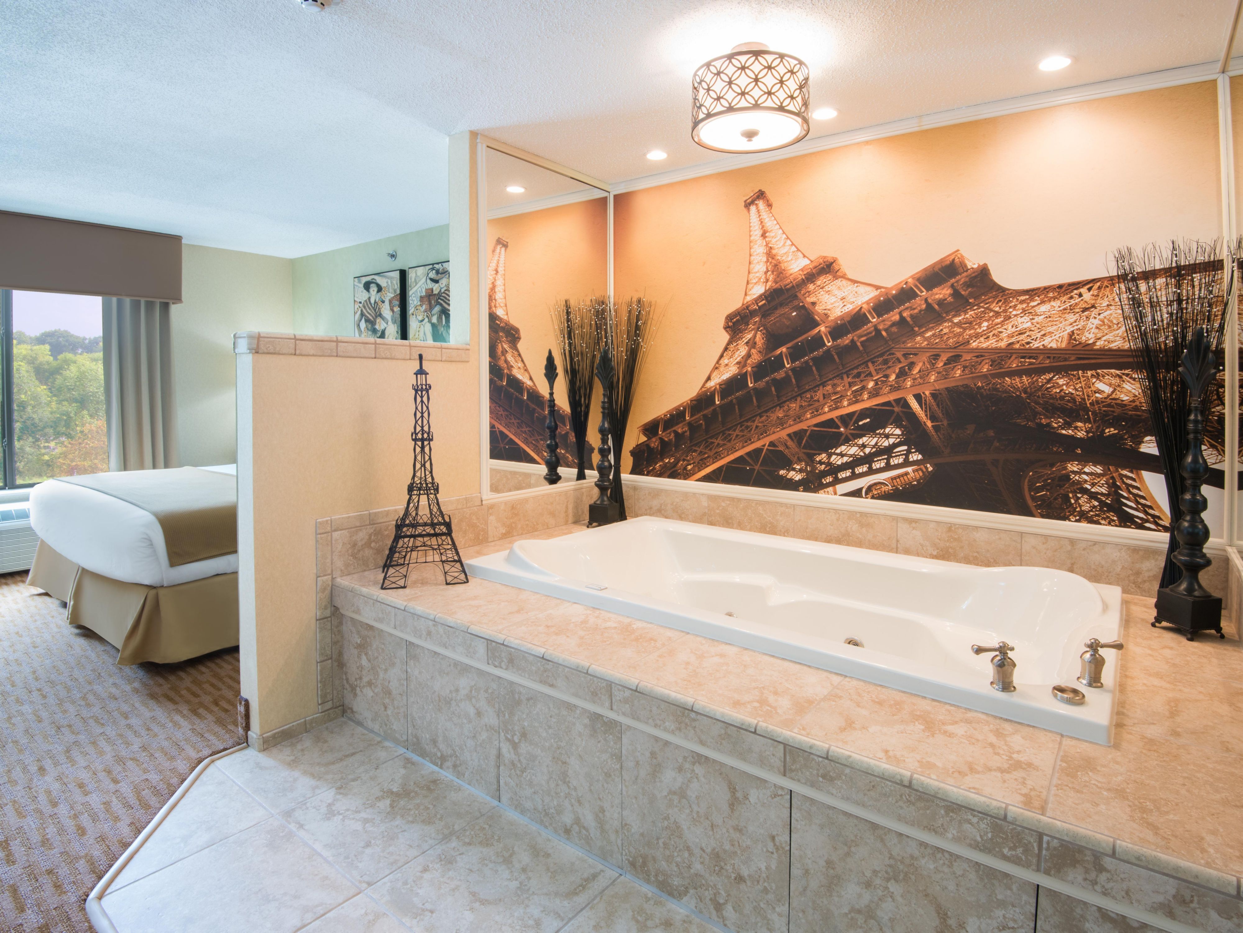 We offer a wide variety of specially designed rooms to give you a one-of-a-kind hotel experience. Enjoy the amenities of our spacious Presidential, Executive, Paris, or one of our other uniquely themed suites. 
