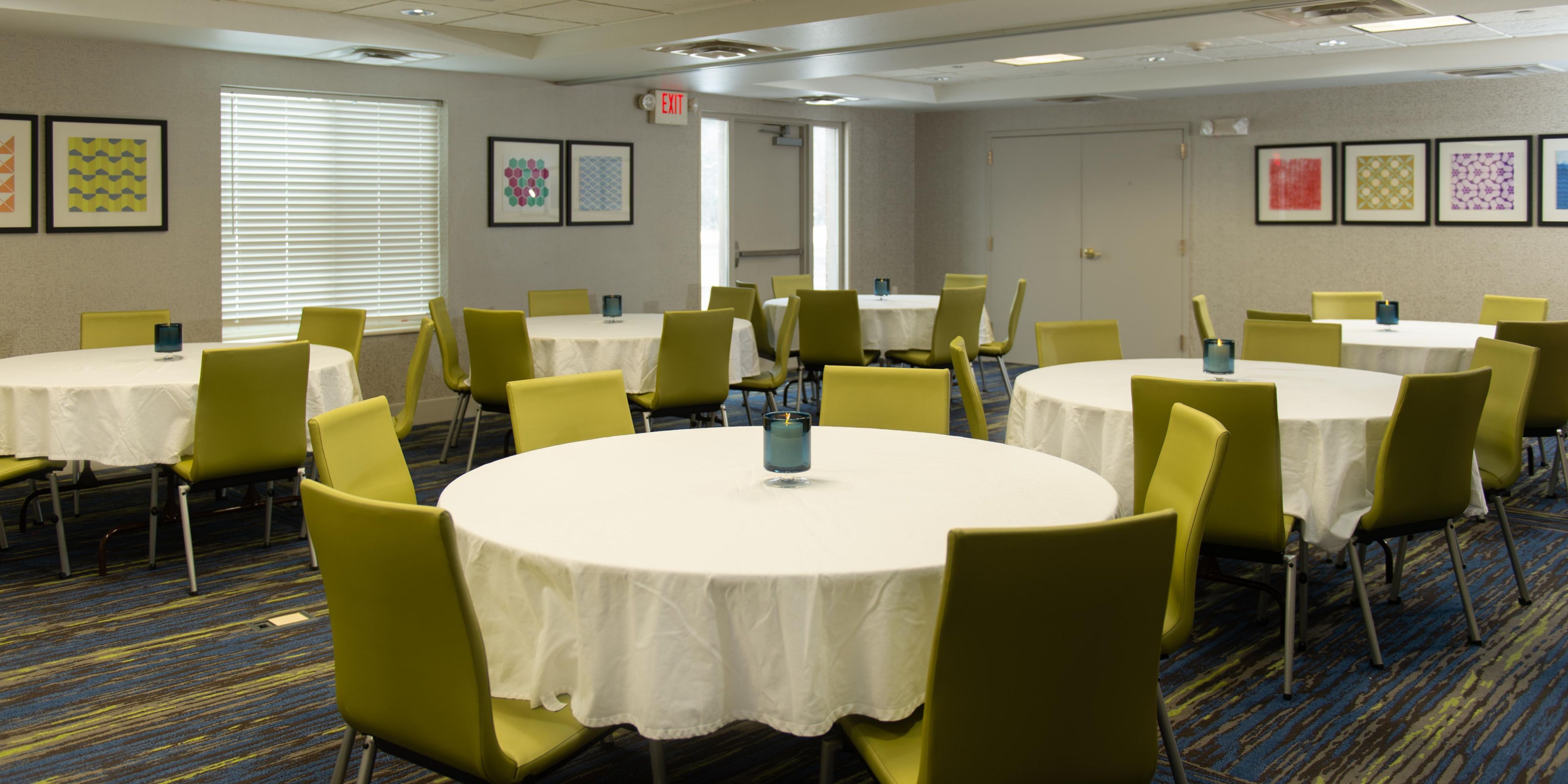 Have a small group that needs to quiet place to meet? We have the meeting room for you! Contact our hotel directly for availability and group pricing, 715-359-1280
