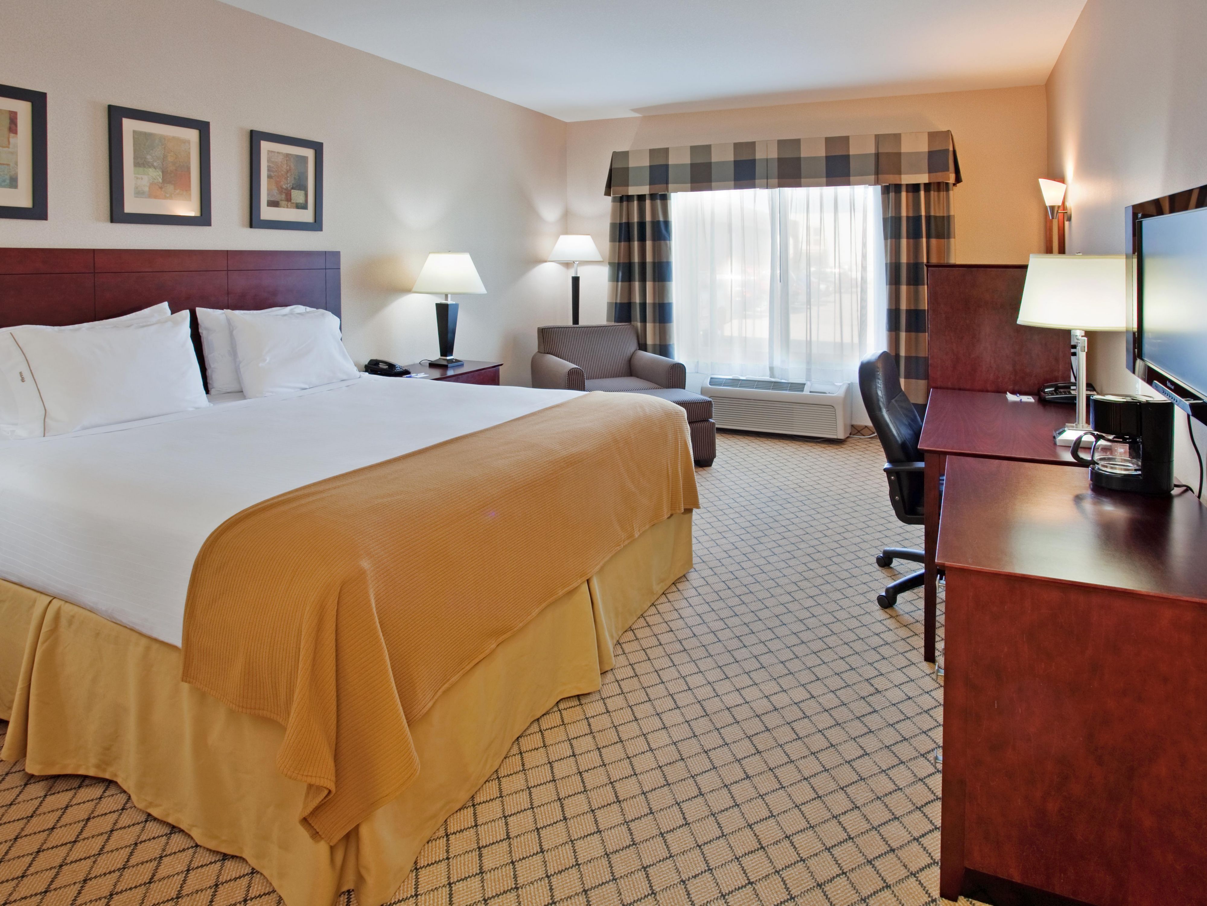 King Bed Guest Room