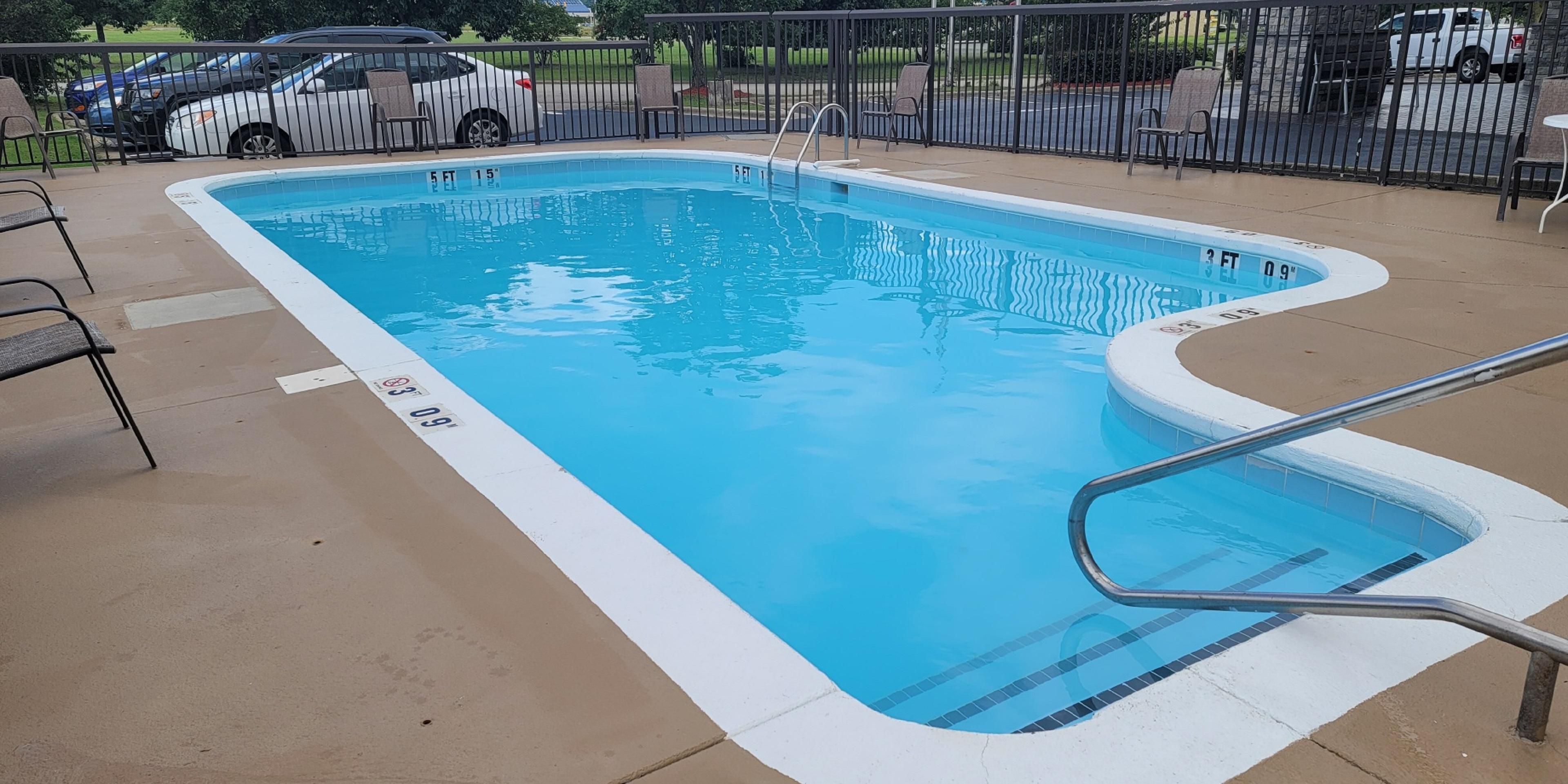 Enjoy our pool with your family while the weather is still warm!