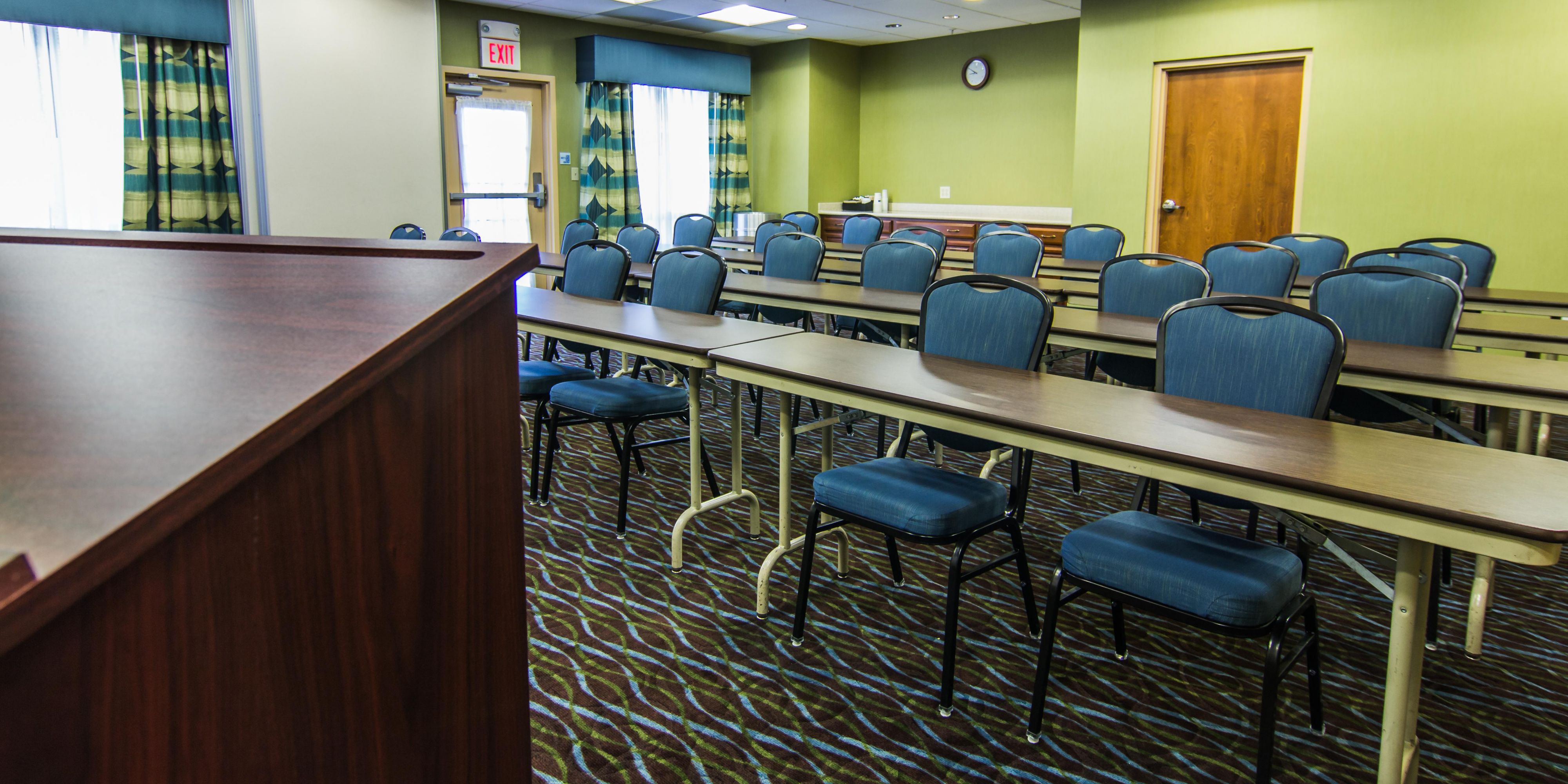 Let the Holiday Inn Express Winchester VA host your next meeting offering 634 square feet of meeting space with 10-foot ceilings. Our Dogwood Room is equipped with pull down screen, white board, televisions, and DVD player, that can accommodate up to 35 people. Laptop projector available for a daily fee. Complimentary coffee, ice water and Wi-Fi.