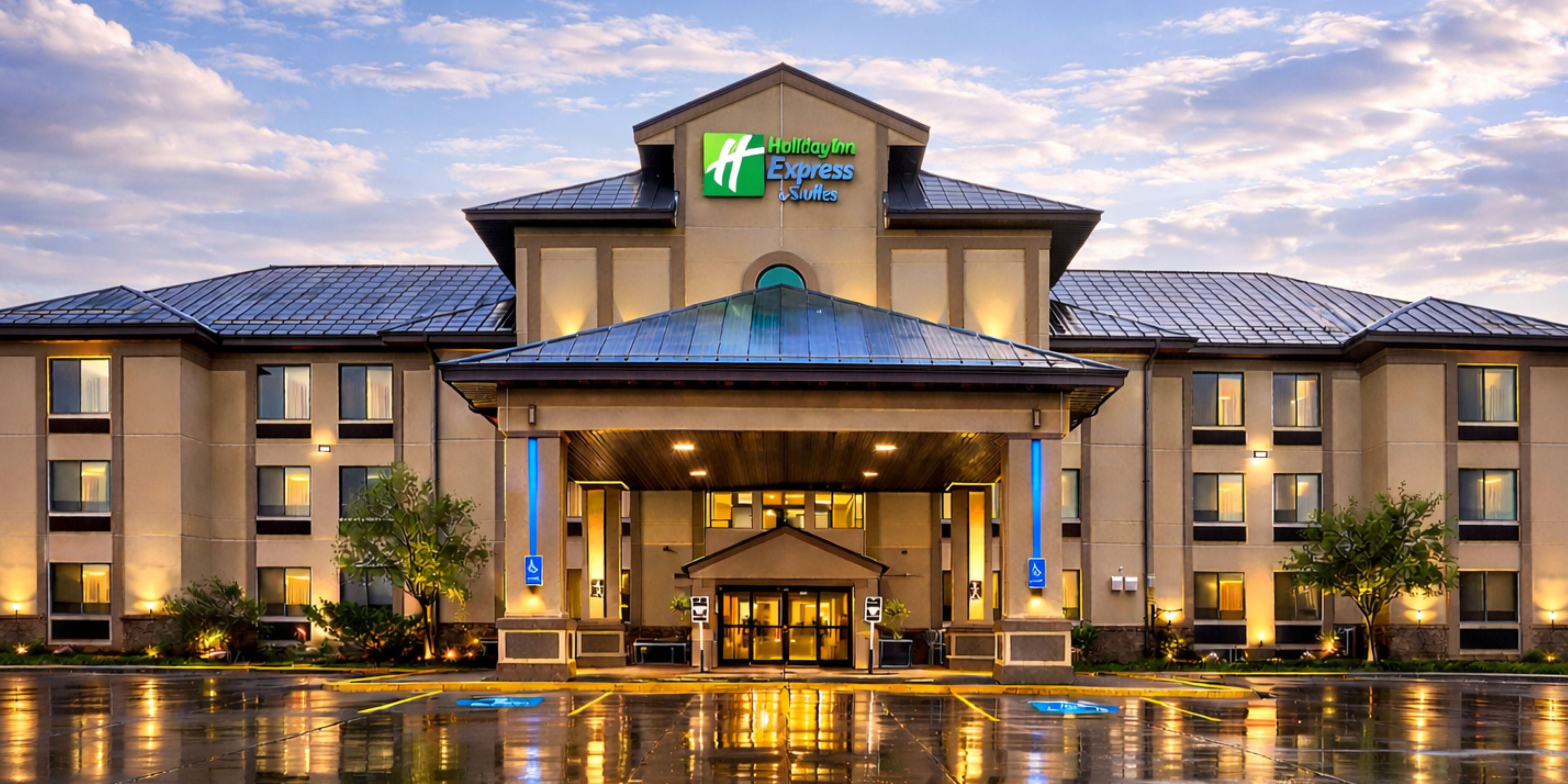 Holiday Inn Express & Suites Winner
