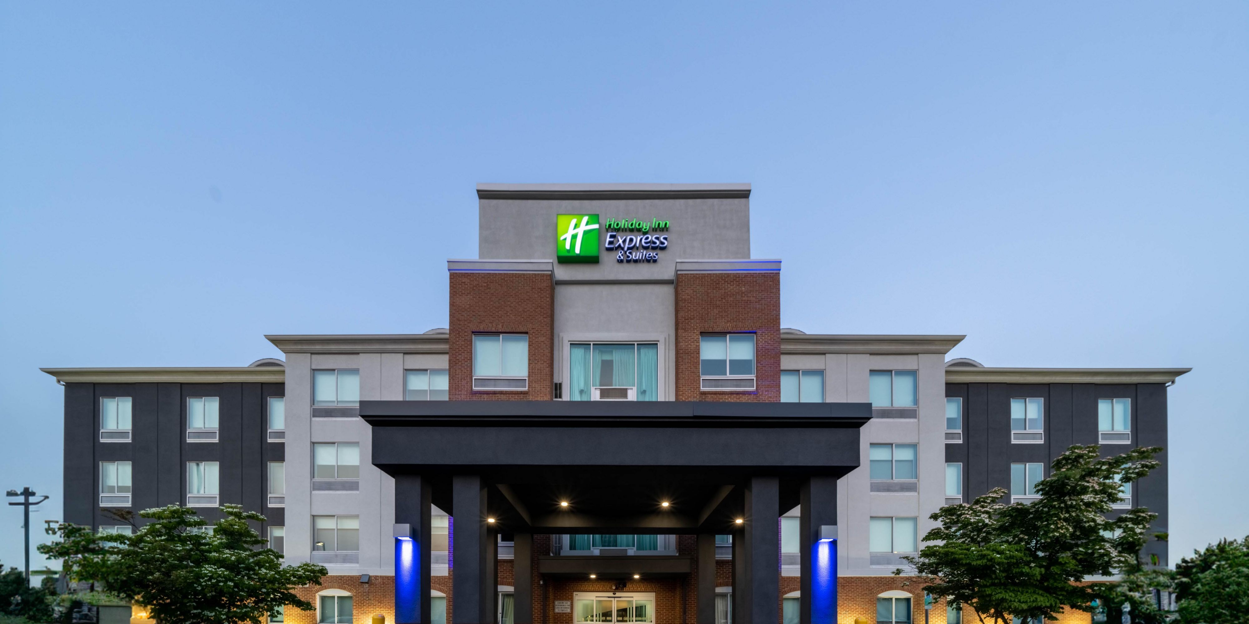 Holiday Inn Express & Suites Woodbridge