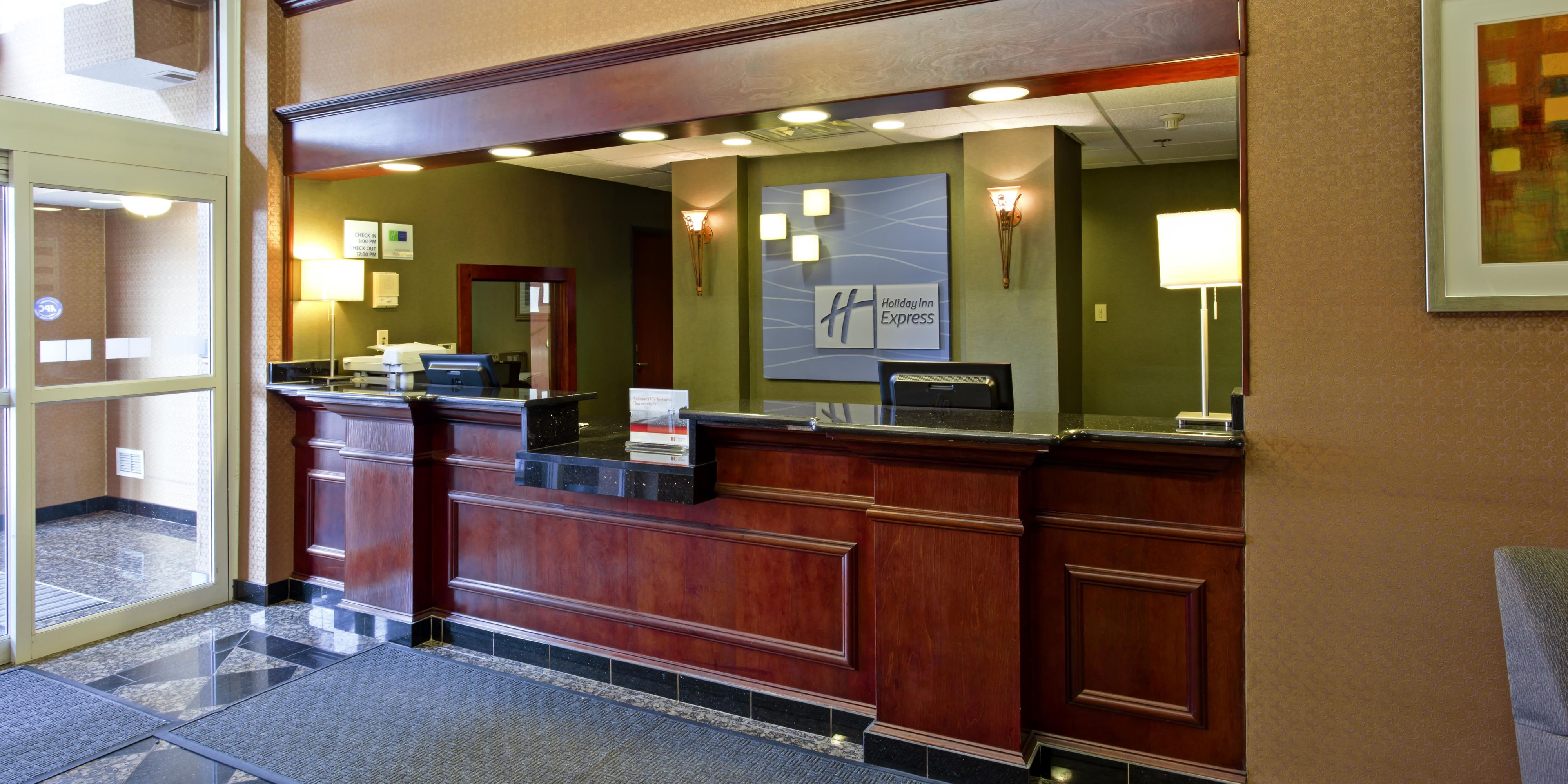 Holiday Inn Express & Suites Woodhaven