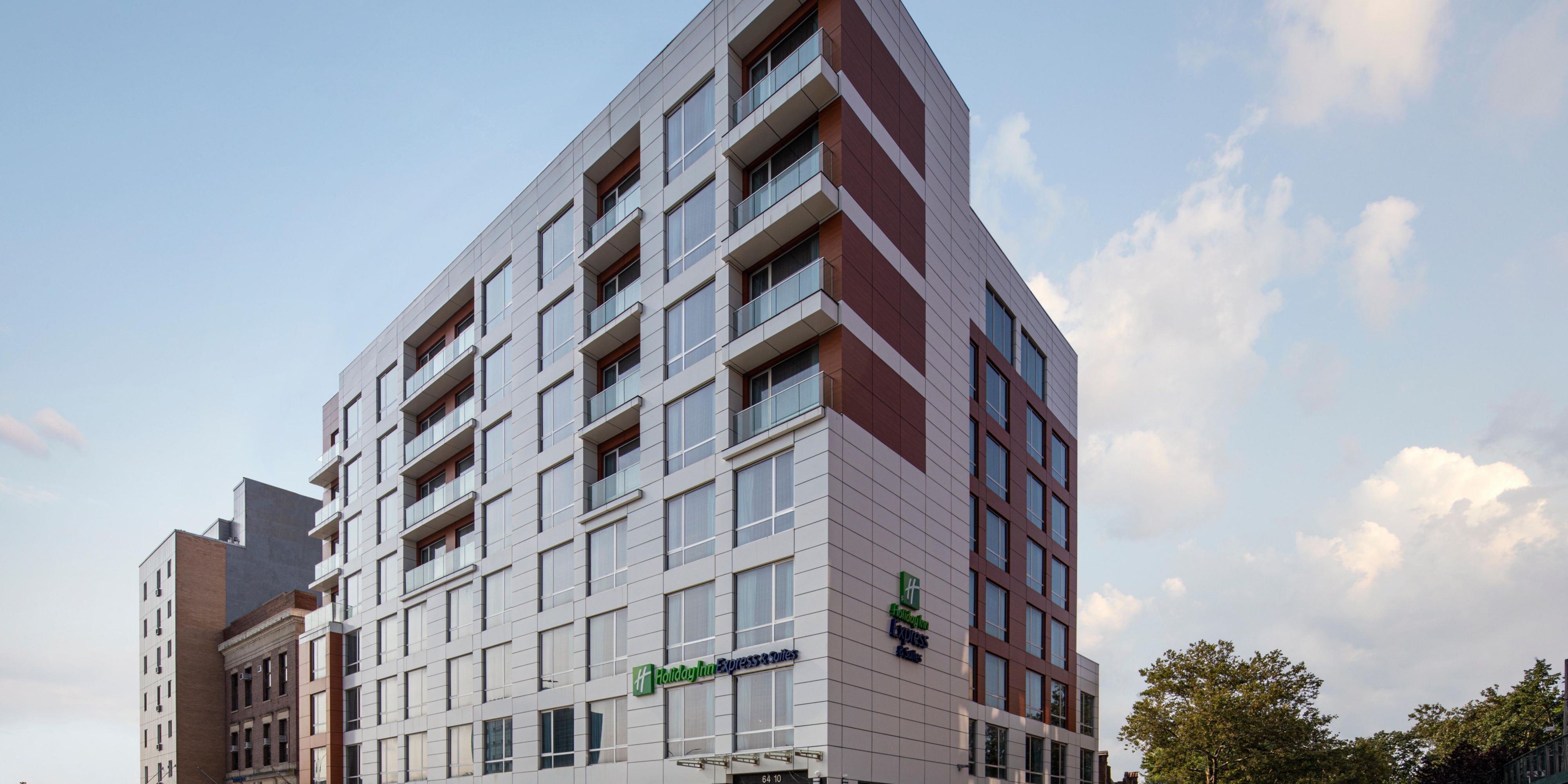 3⋆ HOLIDAY INN NEW YORK-JFK AIRPORT AREA, AN IHG HOTEL ≡ New