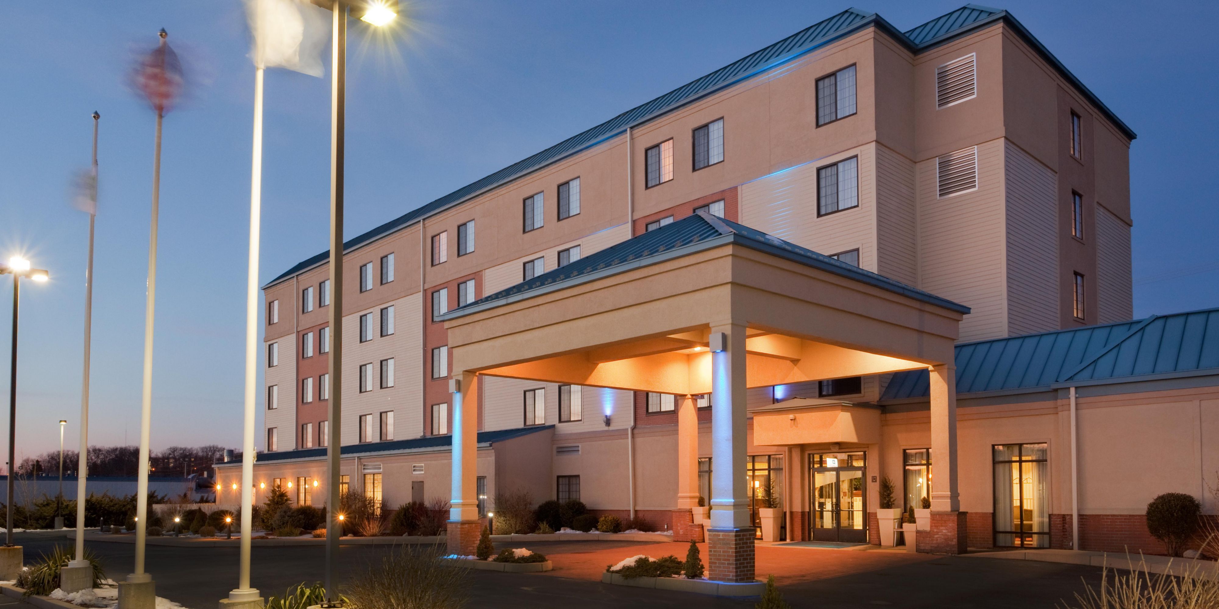 Holiday Inn Express & Suites Providence-Woonsocket