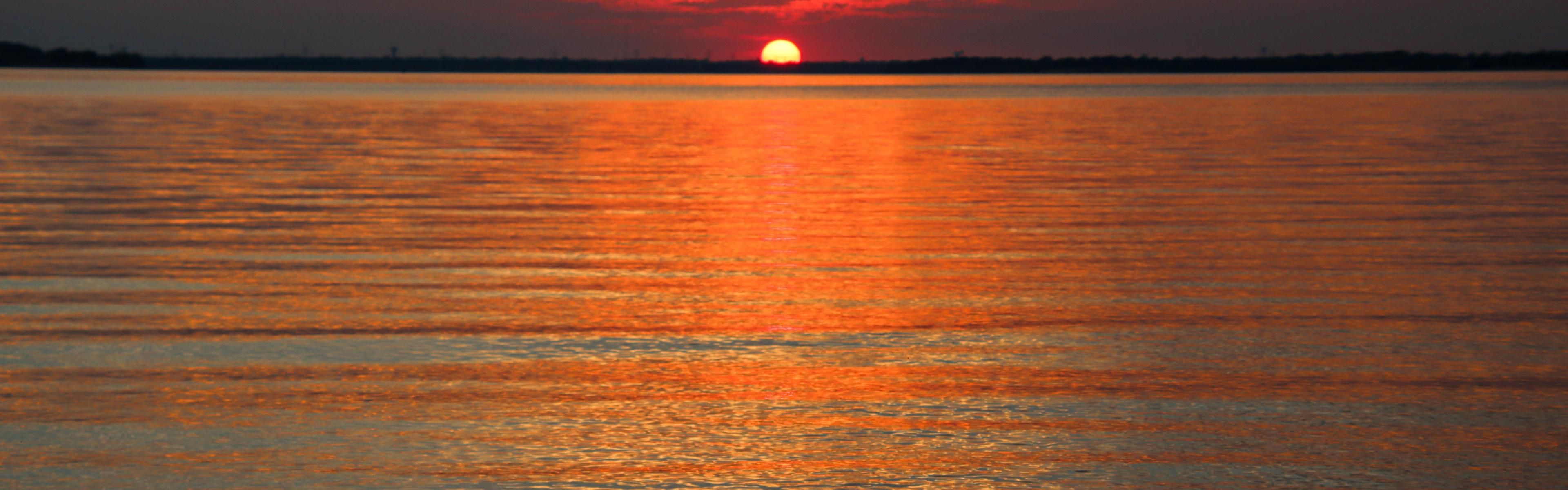 Enjoy easy access to both Lavon Lake and Lake Ray Hubbard