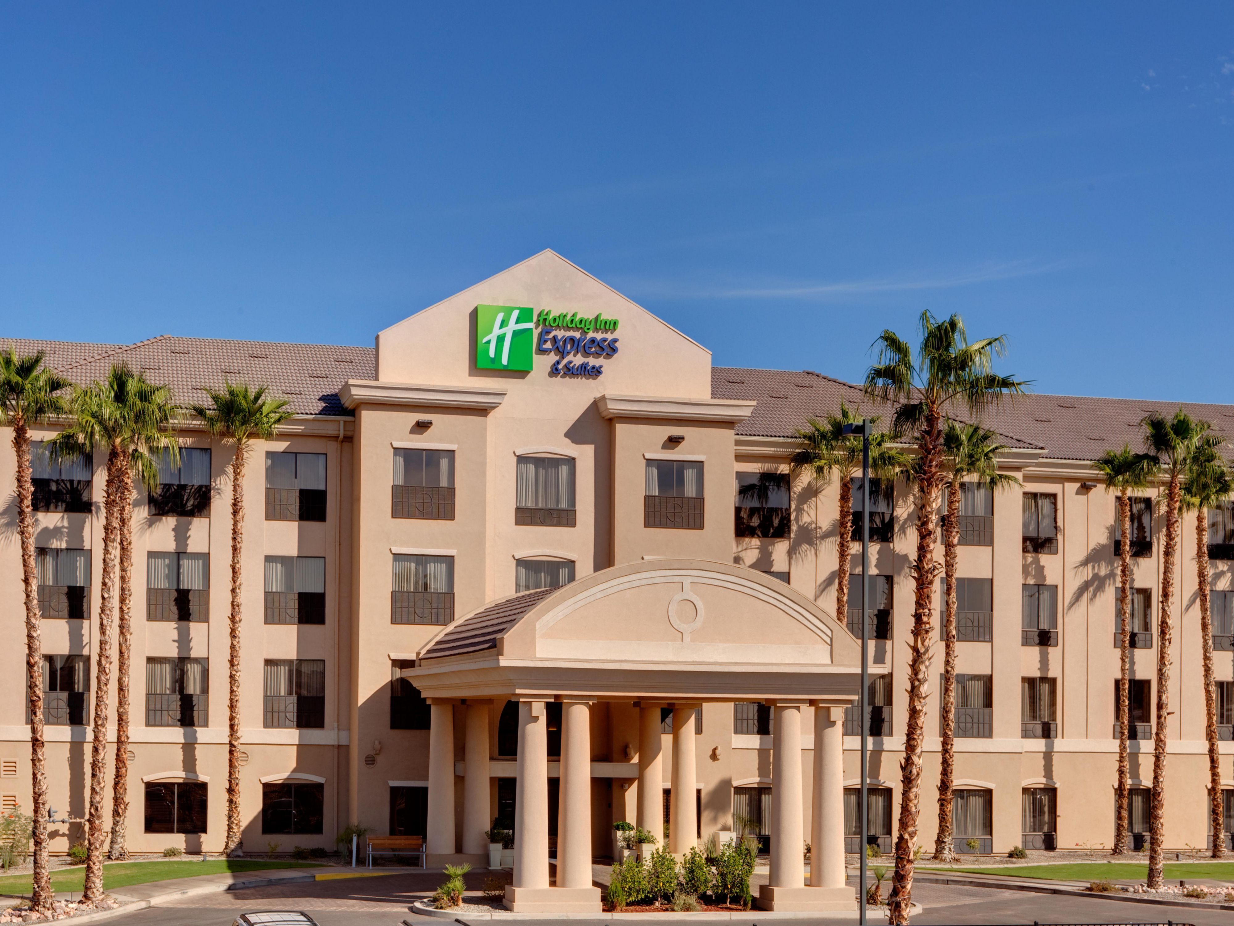 Holiday Inn Express & Suites Yuma Hotel by IHG