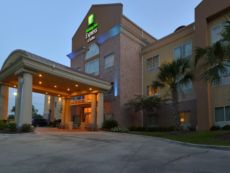 Holiday Inn Express & Suites Baton Rouge North