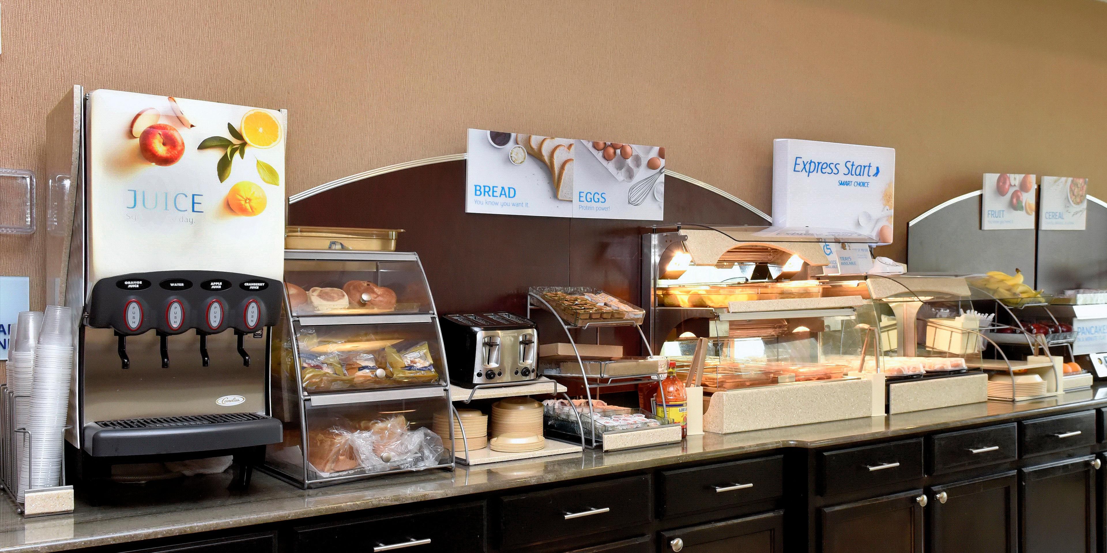 Our complimentary Express Start Breakfast bar offers a wide variety of hot & cold options including a rotation of egg & meat selections, biscuits or muffins, fruit, our famous cinnamon rolls & Smart Roast coffee. Did we mention our one-touch pancake machine or our freshly cooked oatmeal kettle? You have to see it for yourself!  