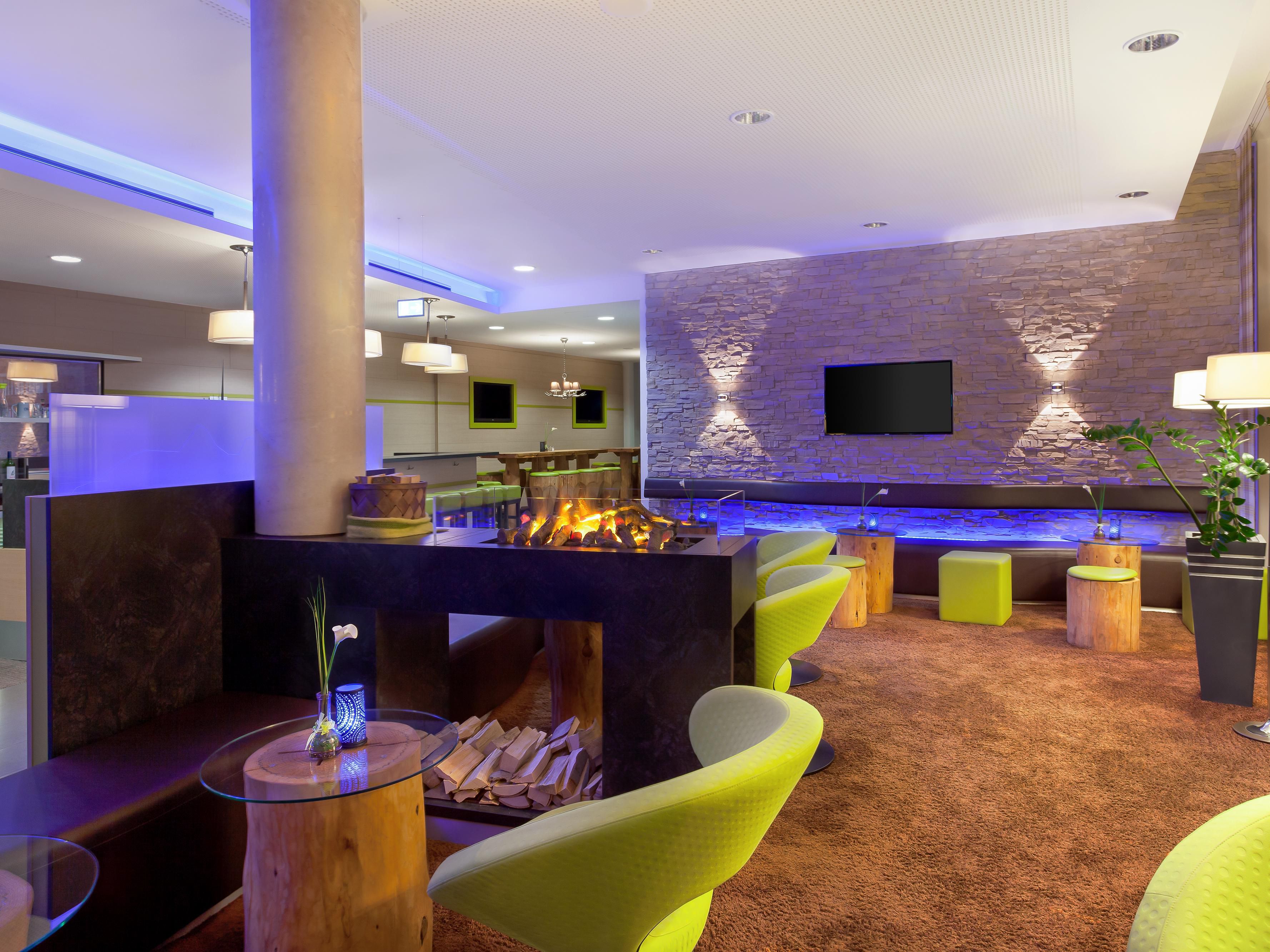 Lobby Bar