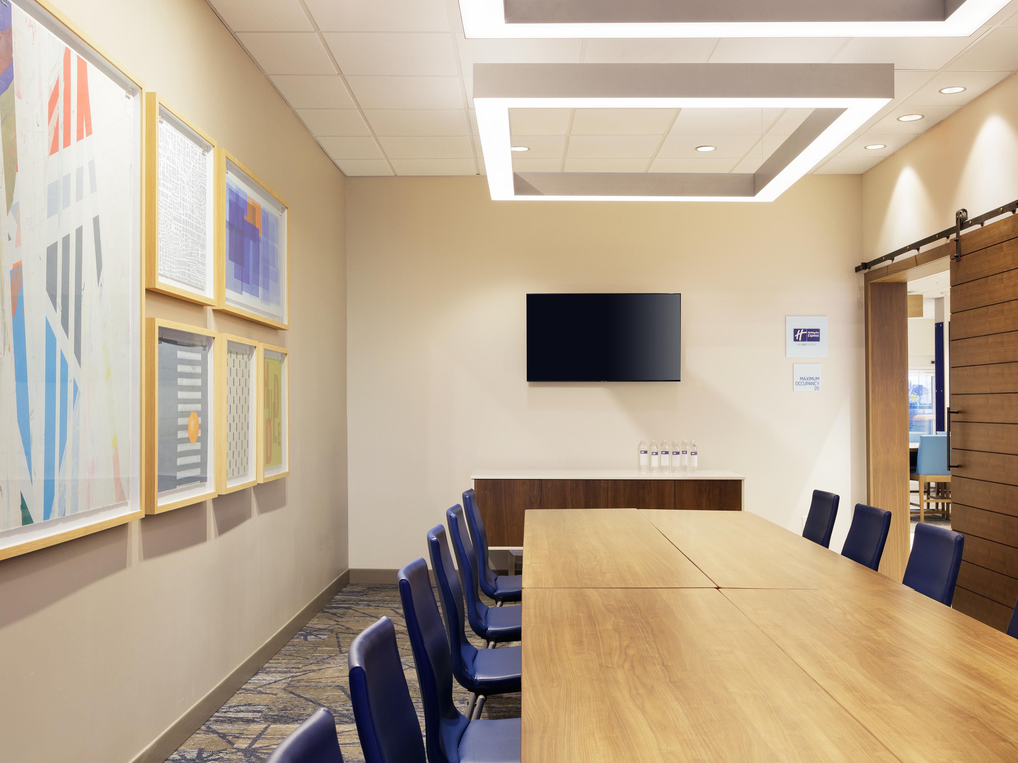 Host meetings in one of our newly renovated Baltimore venues. Our exquisite rooms, feature marble counters, natural light, and complimentary Wi-Fi. With 1300 square feet of meeting space, floor-to-ceiling windows, and onsite parking included, we have everything you need for your next meeting.