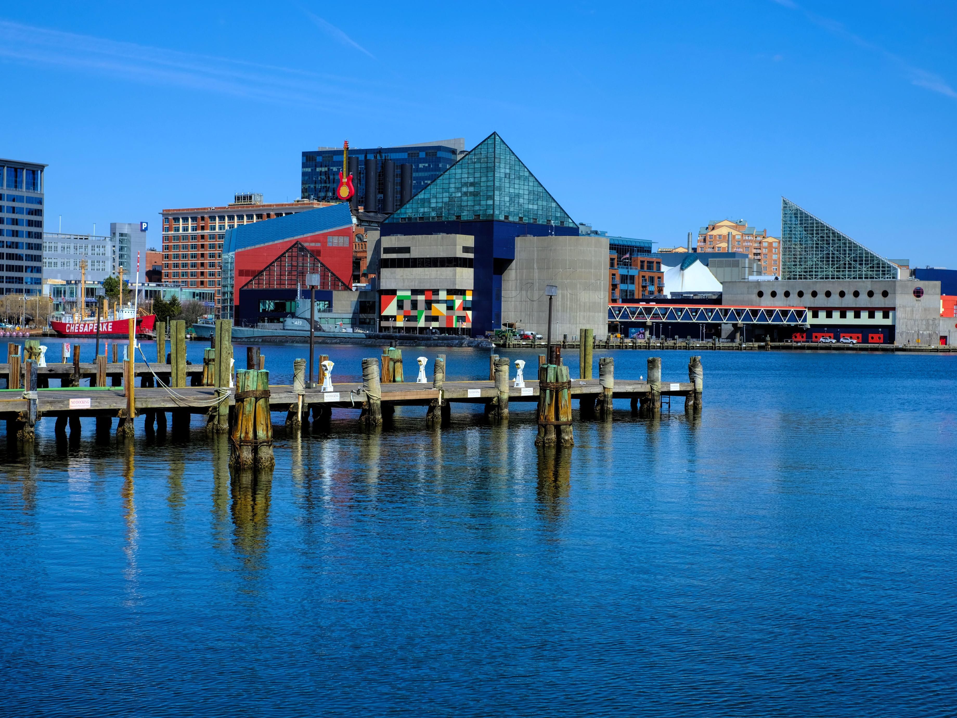 Our hotel’s prime location in Baltimore puts you steps from Horseshoe Casino, walking distance to M&T Bank Stadium and Camden Yards, and surrounded by top restaurants, coffee shops, and more! Explore Inner Harbor attractions like the National Aquarium and Maryland Science Center during your stay.