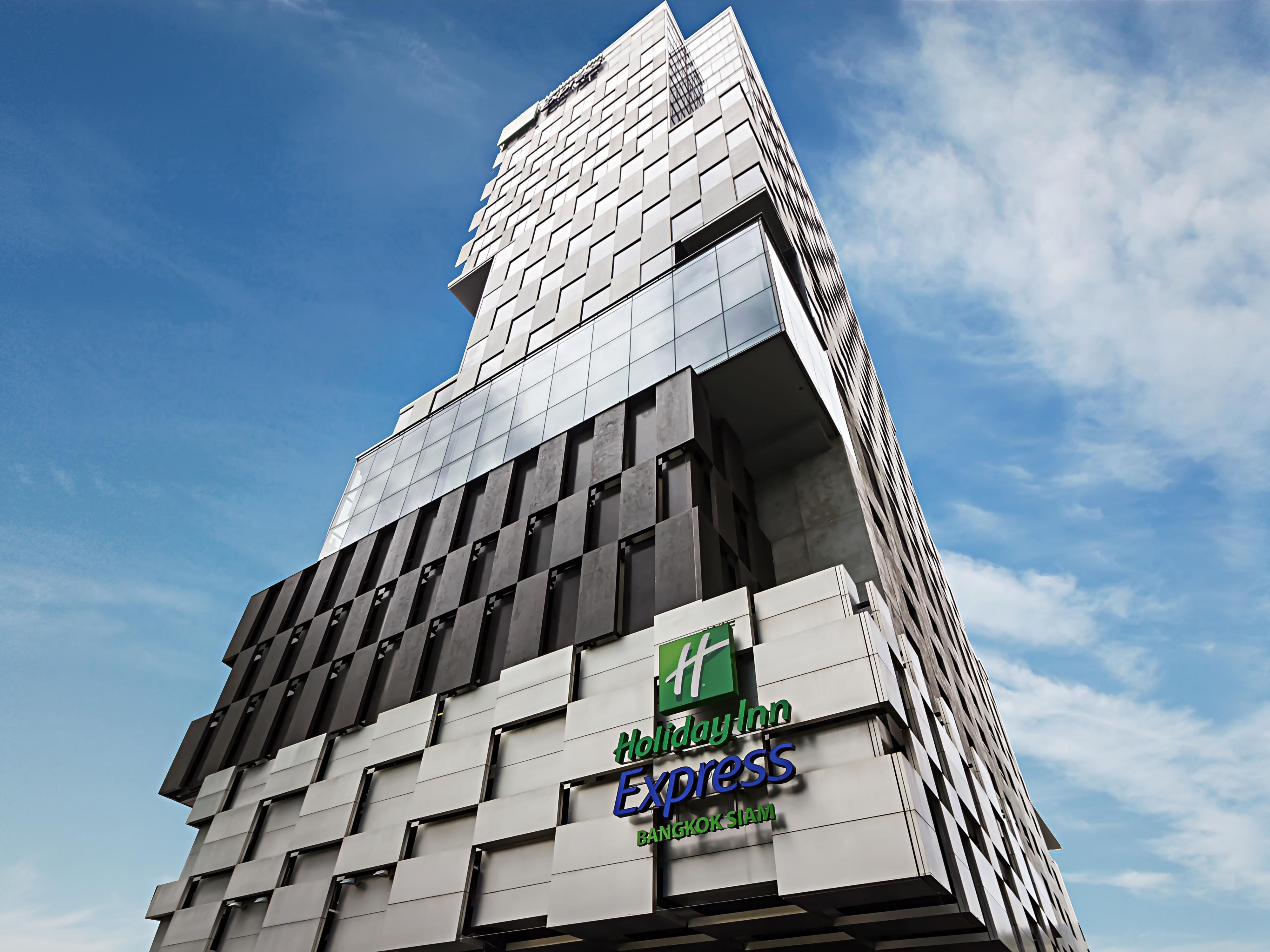 Holiday Inn Express Bangkok Siam Hotel In Bangkok By Ihg