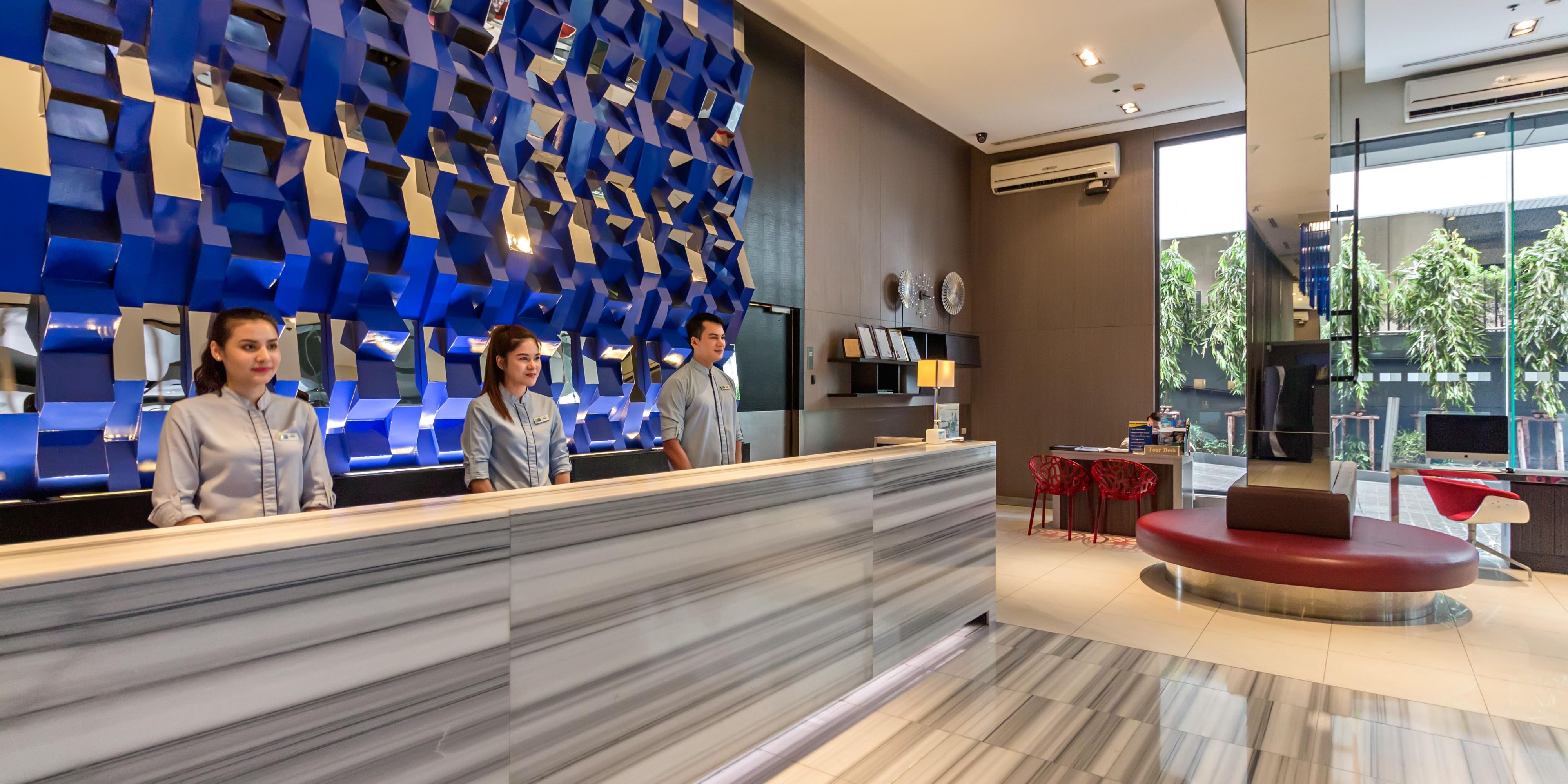 Holiday Inn Express Bangkok Siam Hotel In Bangkok By Ihg