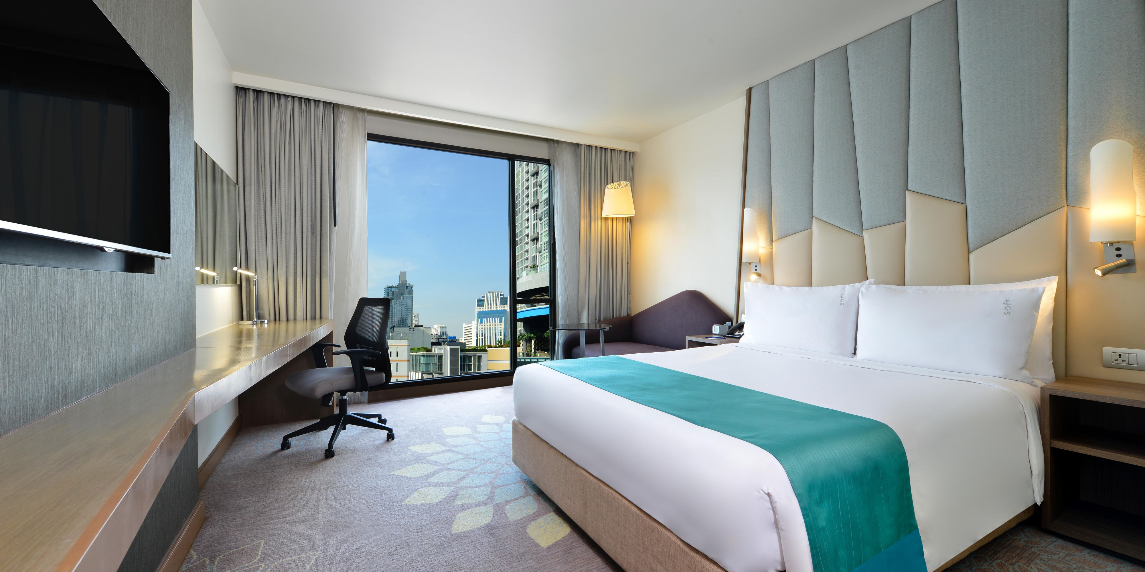 Holiday Inn Express Bangkok Sukhumvit 11 Hotel In Bangkok By Ihg