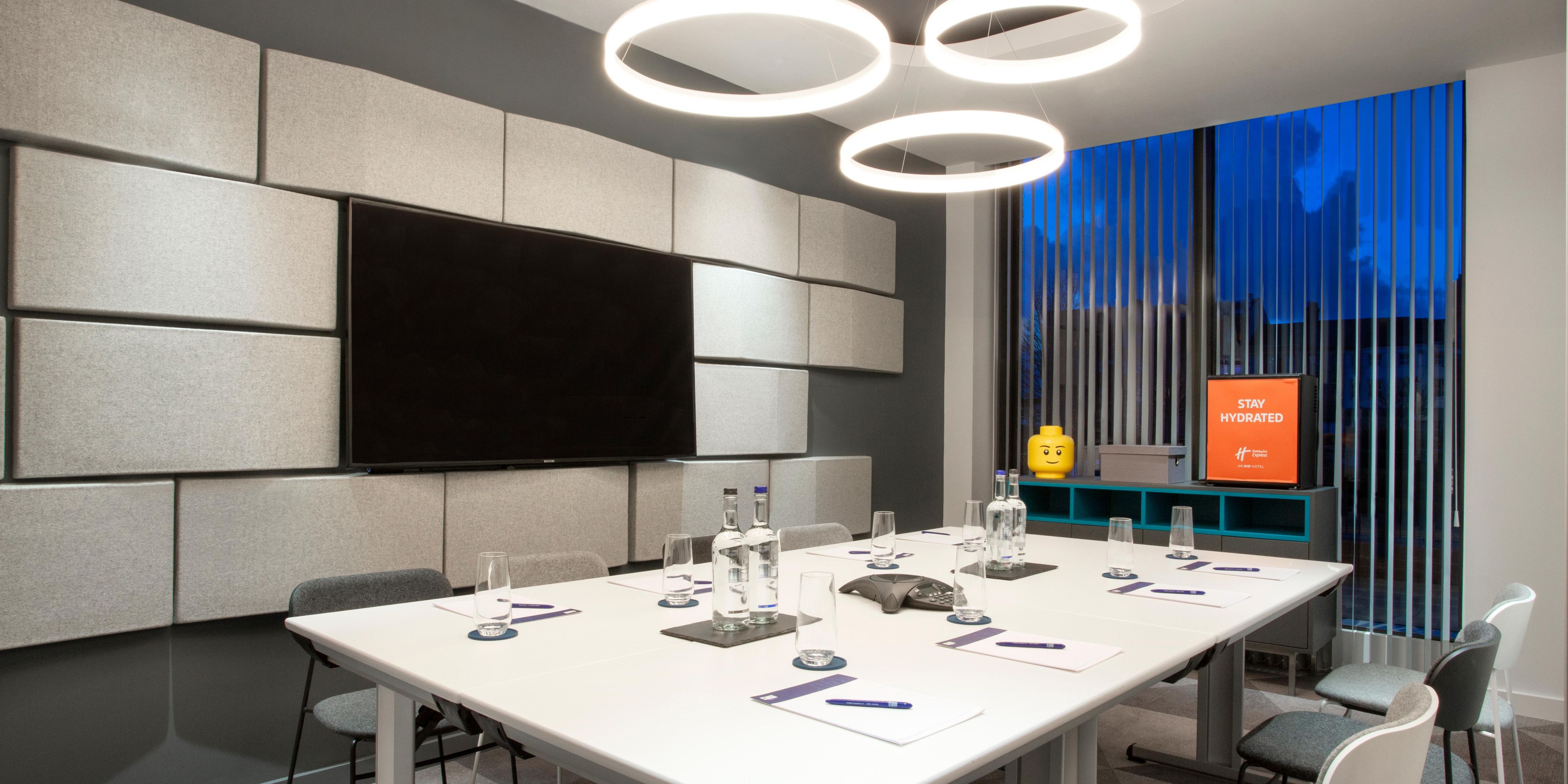 3 meeting rooms on-site, ideal for training, meetings or interviews. Capacity of 30 delegates.
