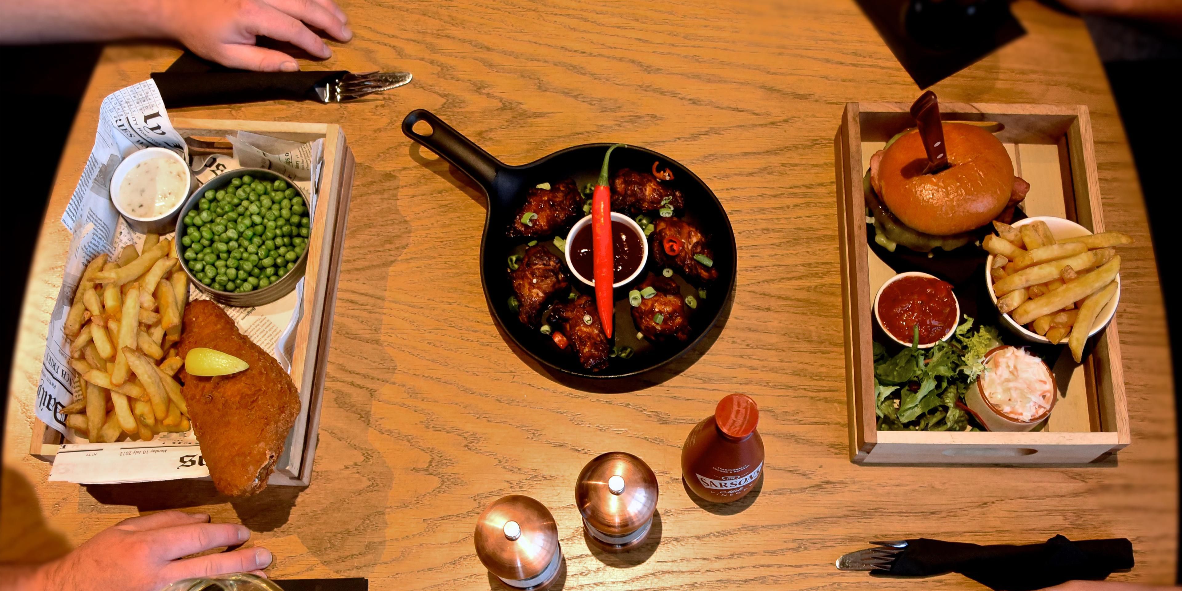 Indulge in our brand new lunch menu. Indulge in our new soup and sandwich platter, paninis and jacket potatoes between 12pm - 4pm, available for guests and non-residents.
