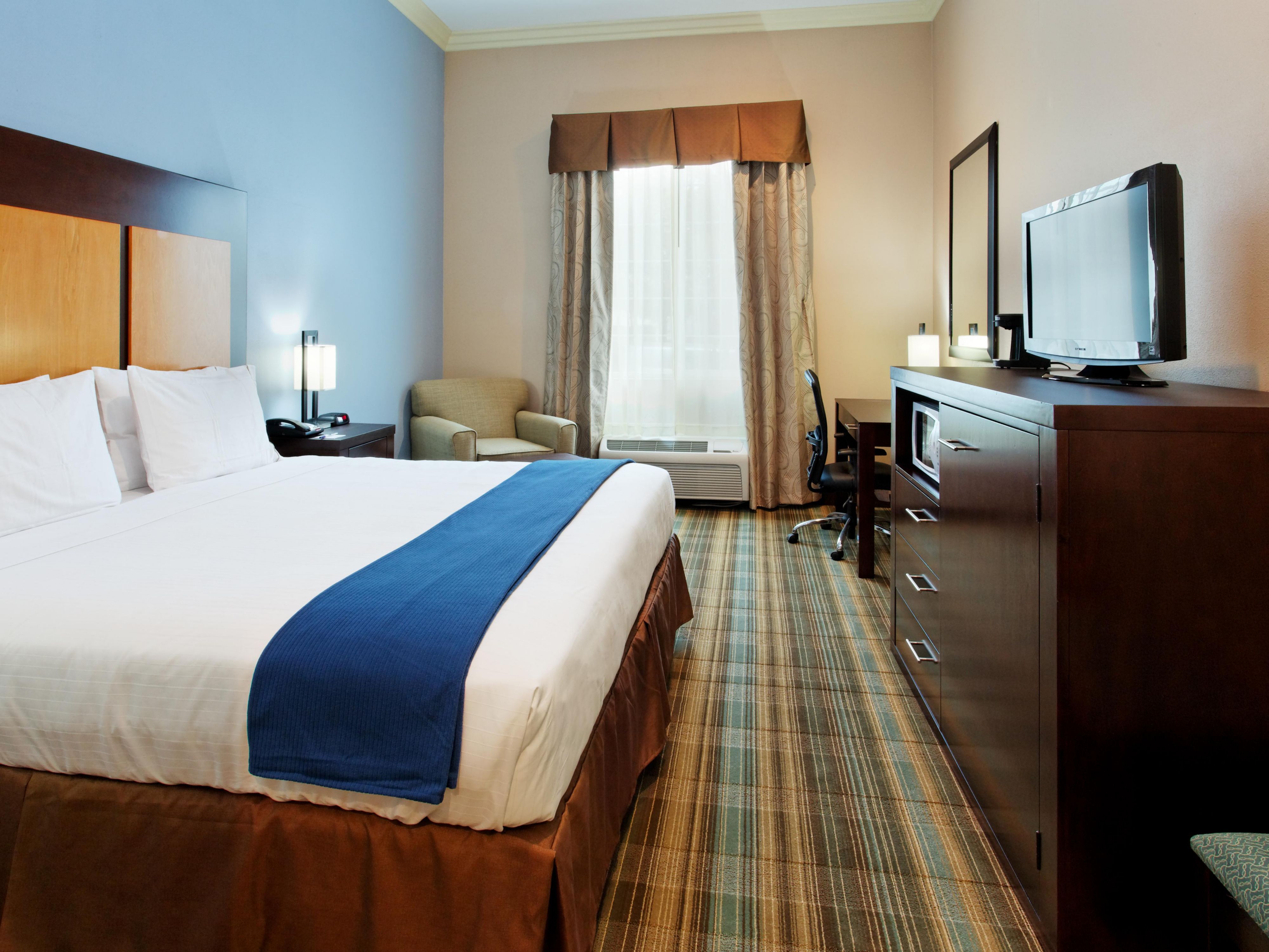 Holiday Inn Express Benicia Guest Room