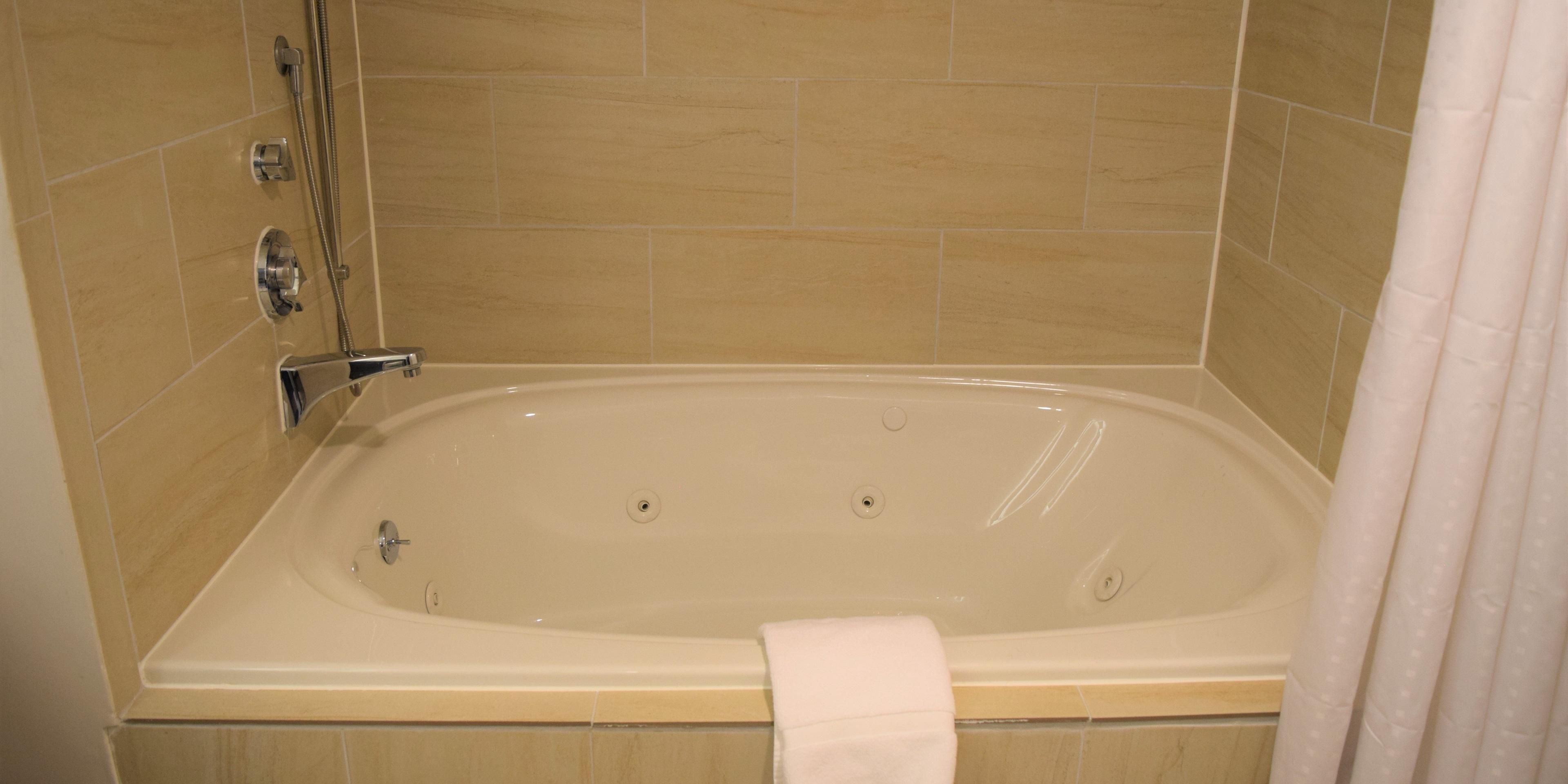 Hotels Near Sesame Place - c8xrejg