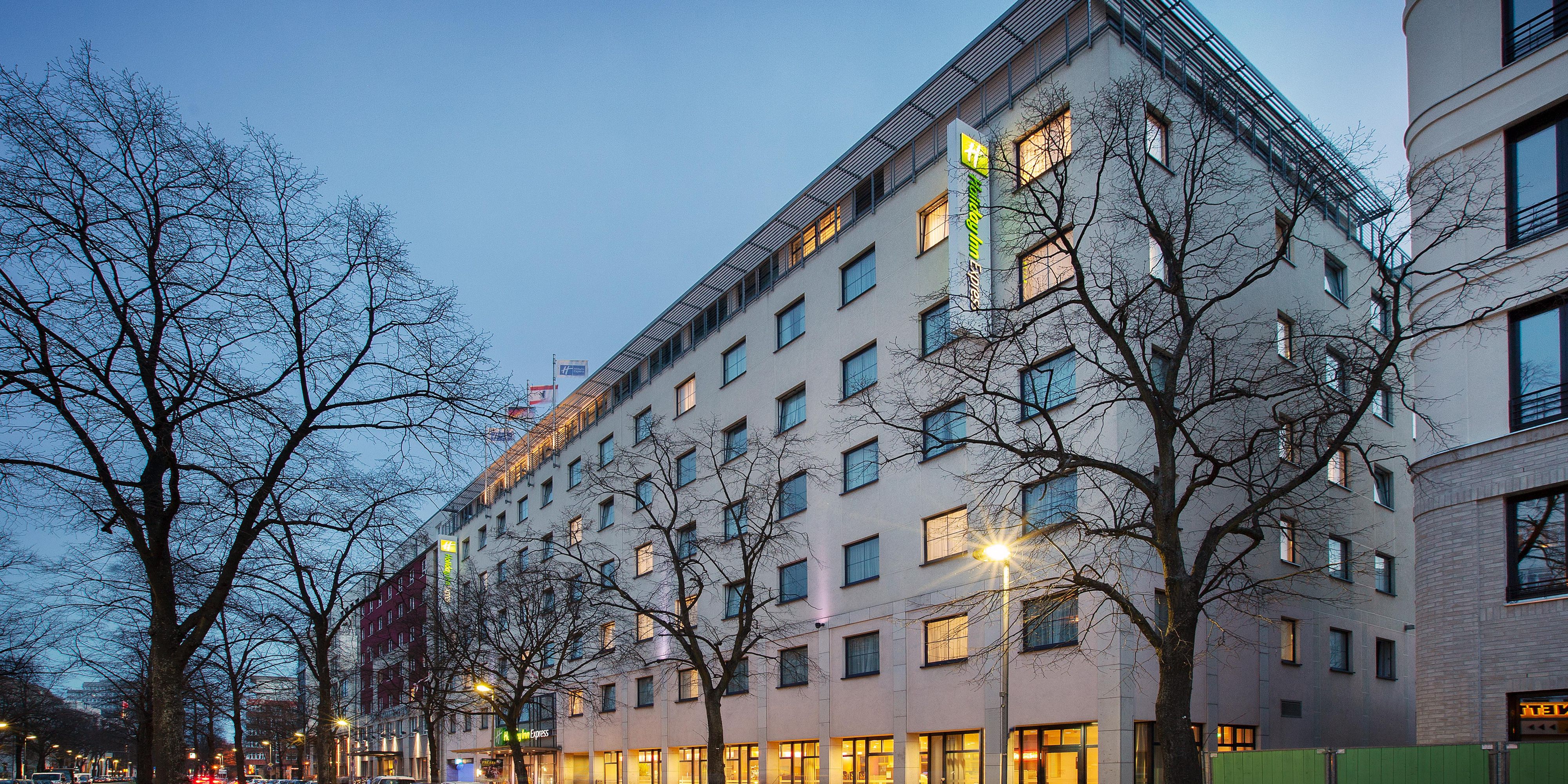 Top 44+ imagen holiday inn express berlin city centre berlin