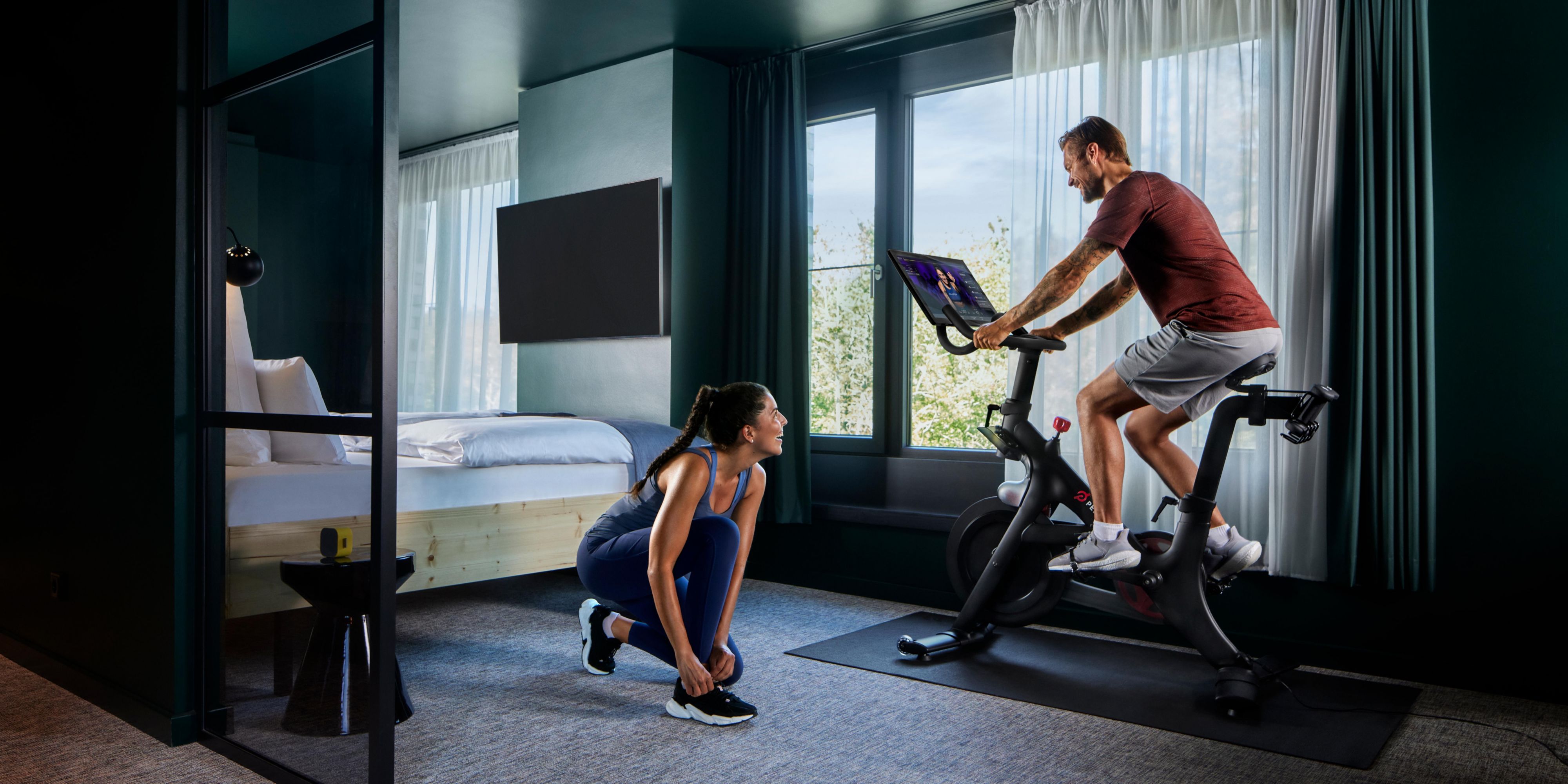 In one of our corner rooms you can enjoy the fitness Peloton Bike with the Berlin city view.
To use the bike you just need to download the free Peloton app,
Surcharge for hotel room applies.