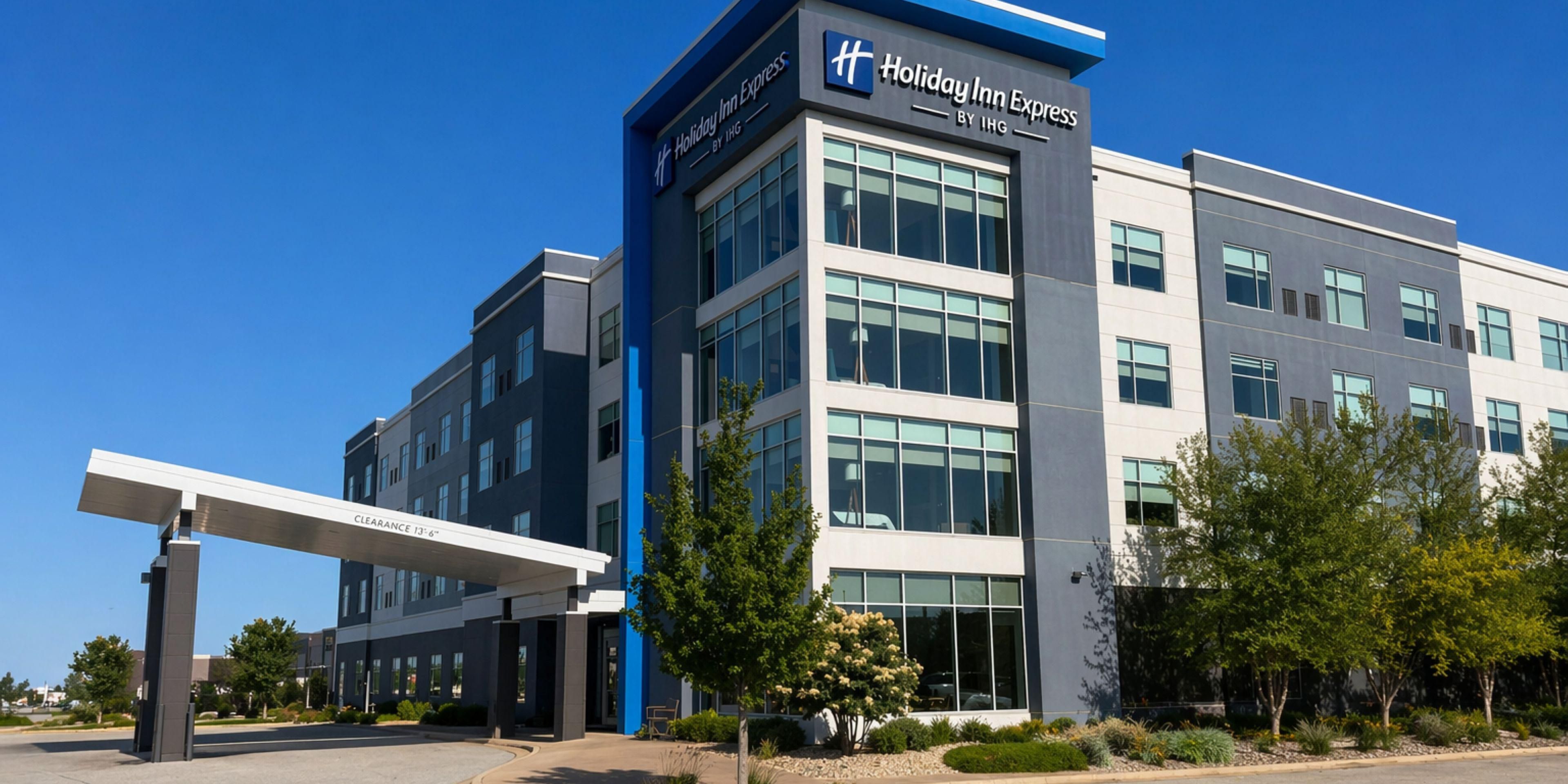 Holiday Inn Express Bettendorf - Davenport NE