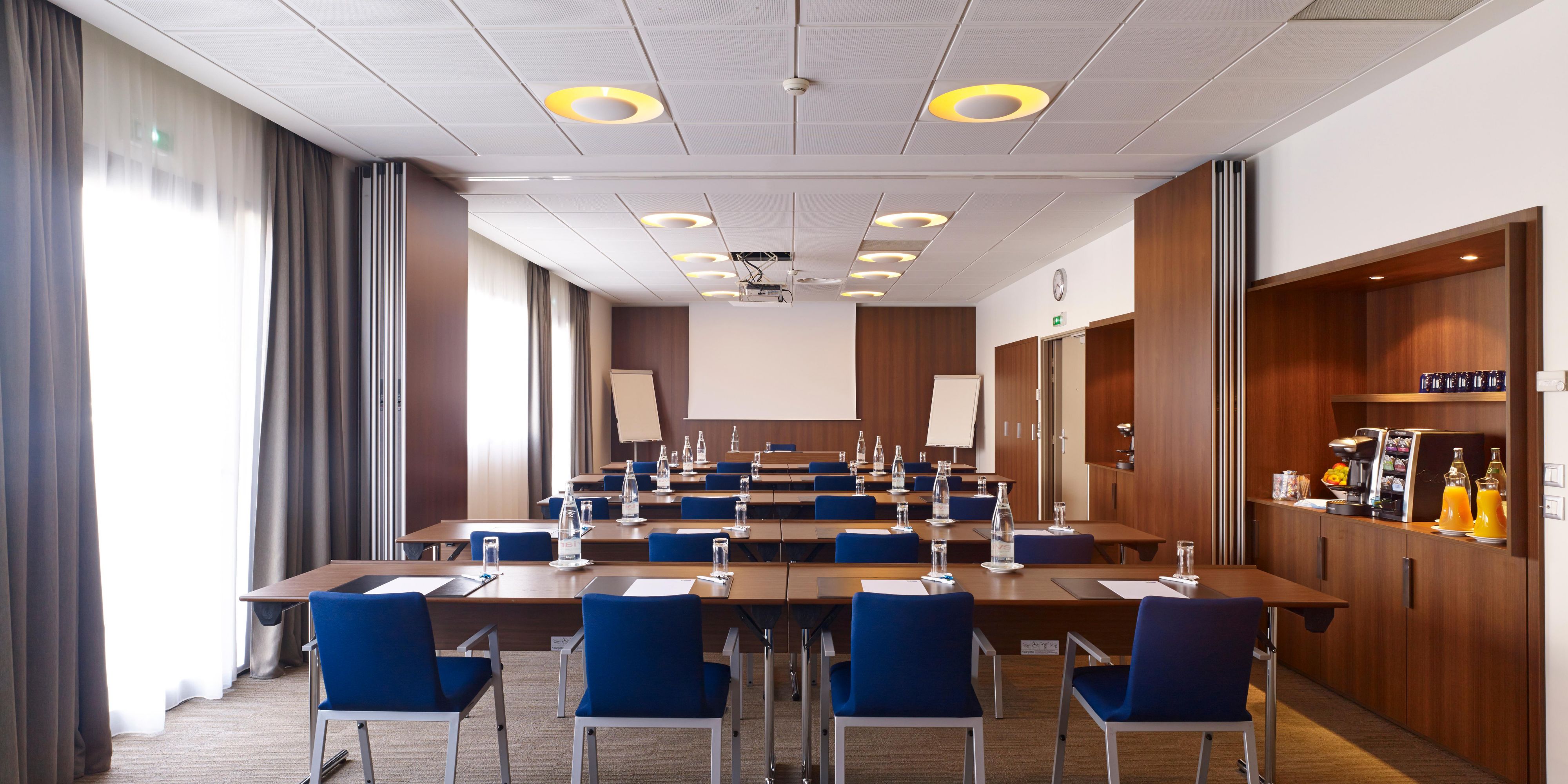 Let Holiday Inn Express Toulouse Airport staff arrange your business meetings in one of 3 naturally lit conference rooms for 15-65 delegates. The air-conditioned rooms offer complimentary wireless Internet, and we can provide refreshments through the day.