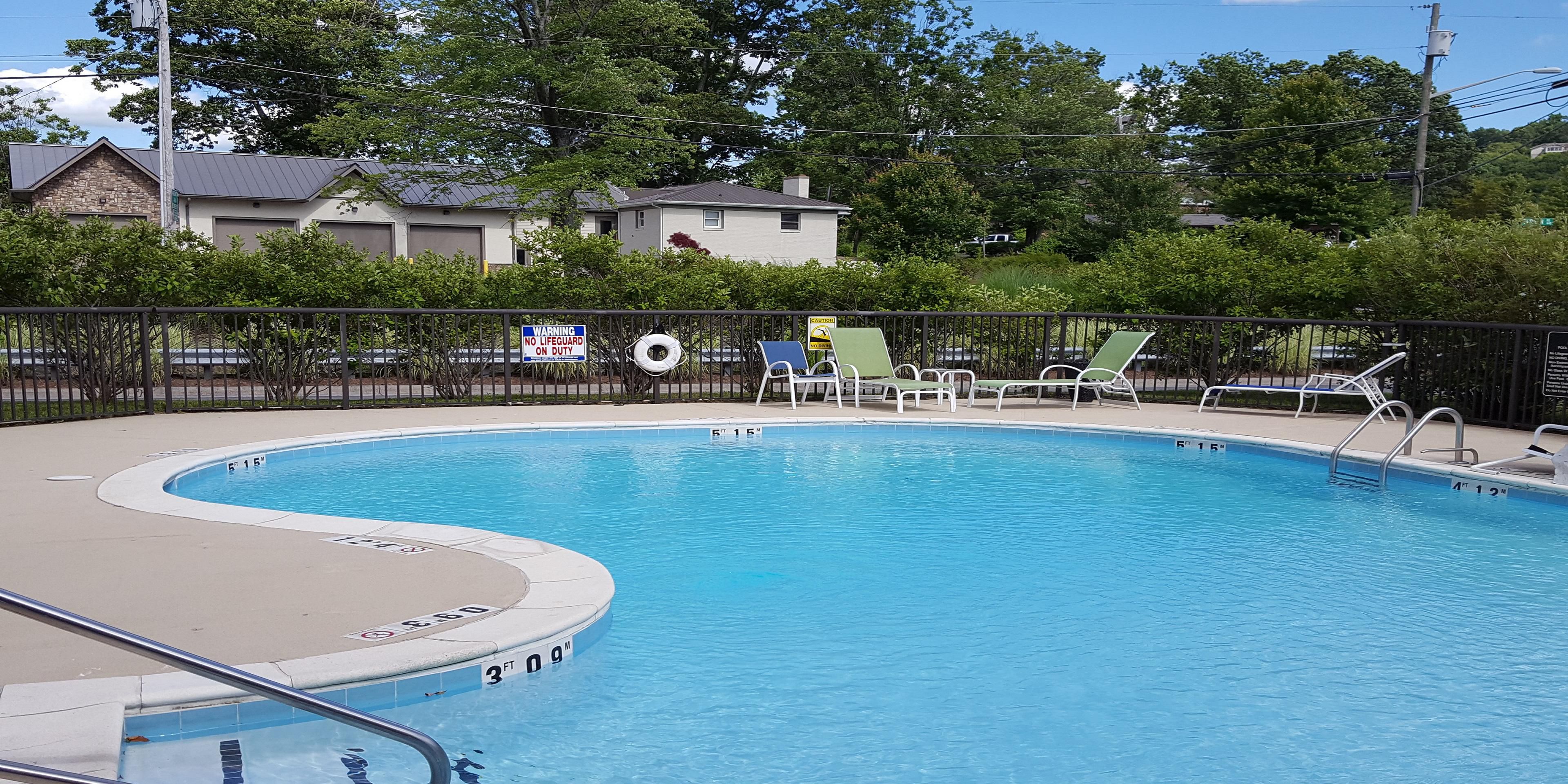Cool the kids off after a fun filled day exploring the High Country. Take a book and sit poolside in the fresh mountain air.