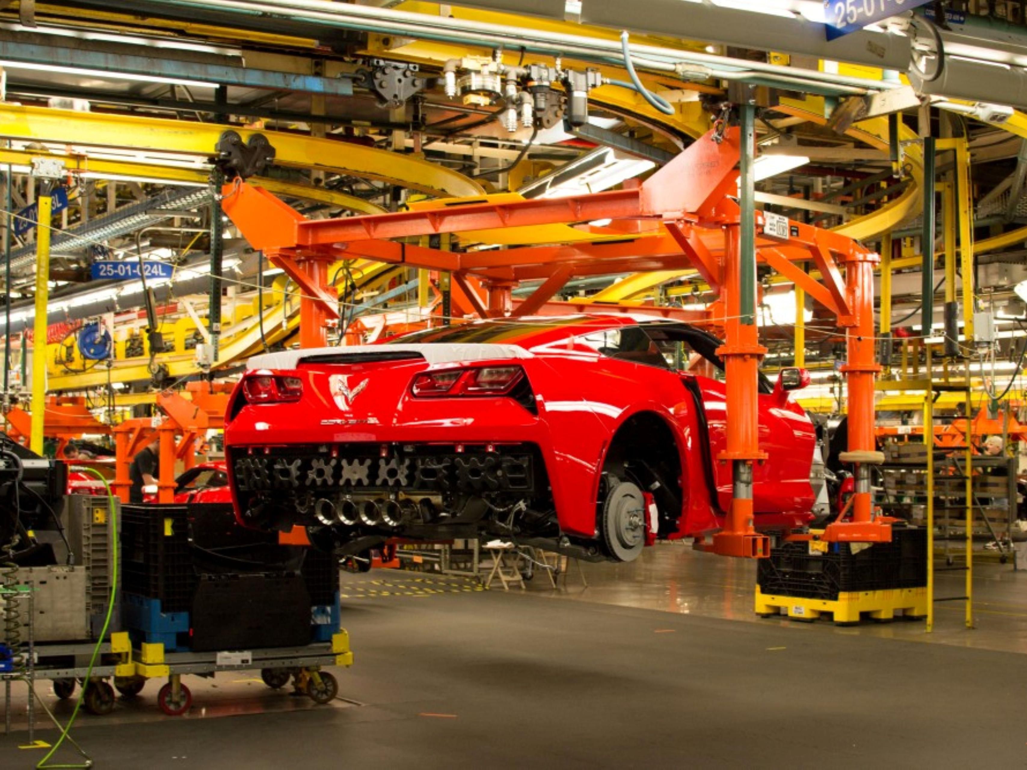 Berlokasi sentral, tepat di pintu keluar 22 I65, dekat dengan perbelanjaan dan tempat makan, Anda dapat dengan mudah menuju South Industrial Park atau Trans Park. Perusahaan seperti General Motors, Tyson, Dollar General, Bendix, Alpla, Fruit of the Loom BG Metalforming, Sumitomo, Henkel, dan banyak lagi, hanya berjarak berkendara singkat.