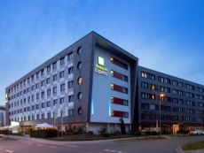 Holiday Inn Express Bremen Airport