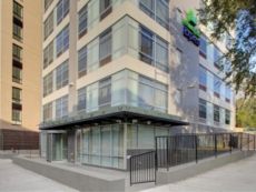 Holiday Inn Express Bronx NYC - Stadium Area in New York City, New York