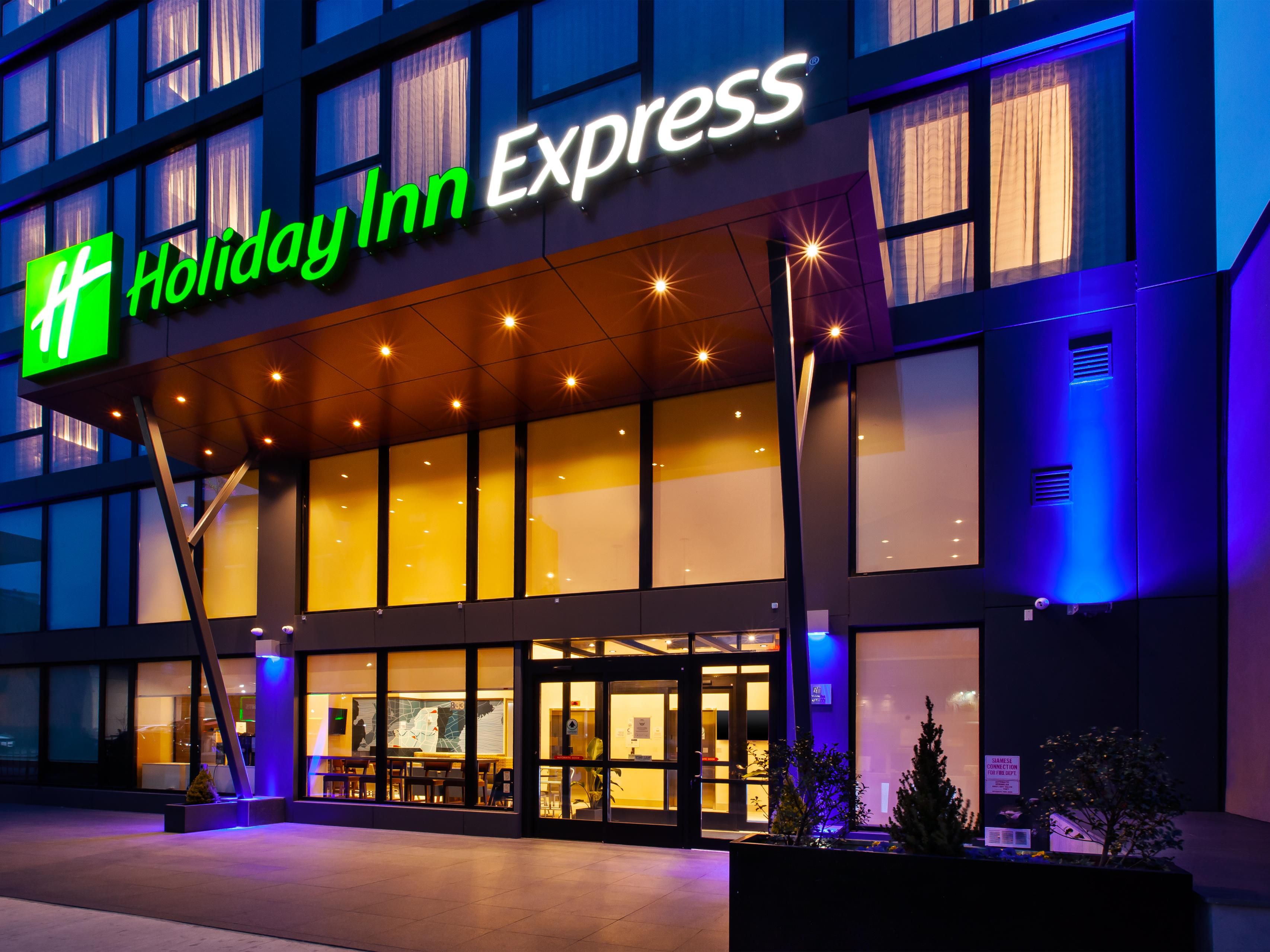 Holiday Inn Express & Suites West Long Branch - Eatontown - West