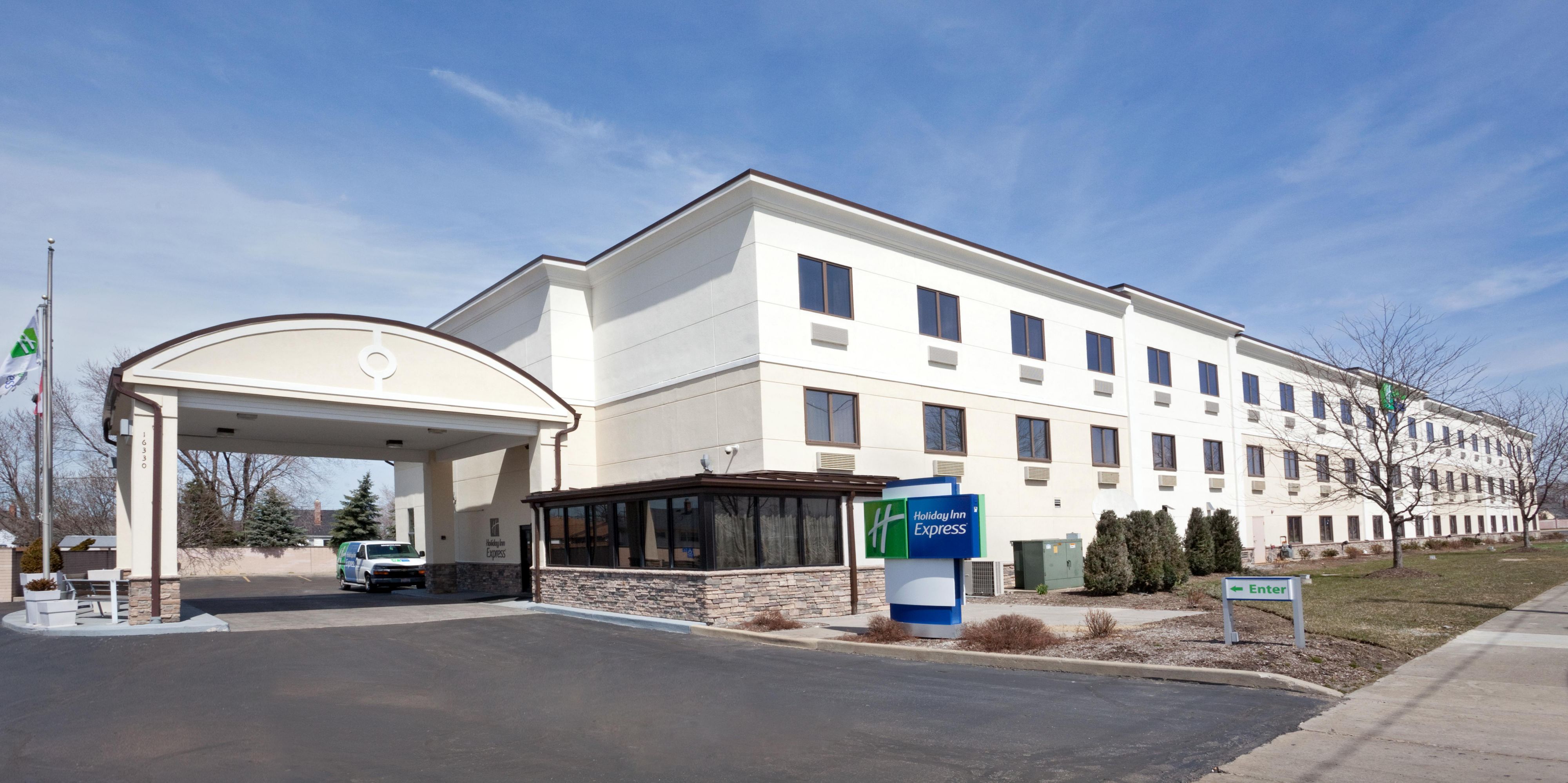 Holiday Inn Express Cleveland Airport - Brook Park