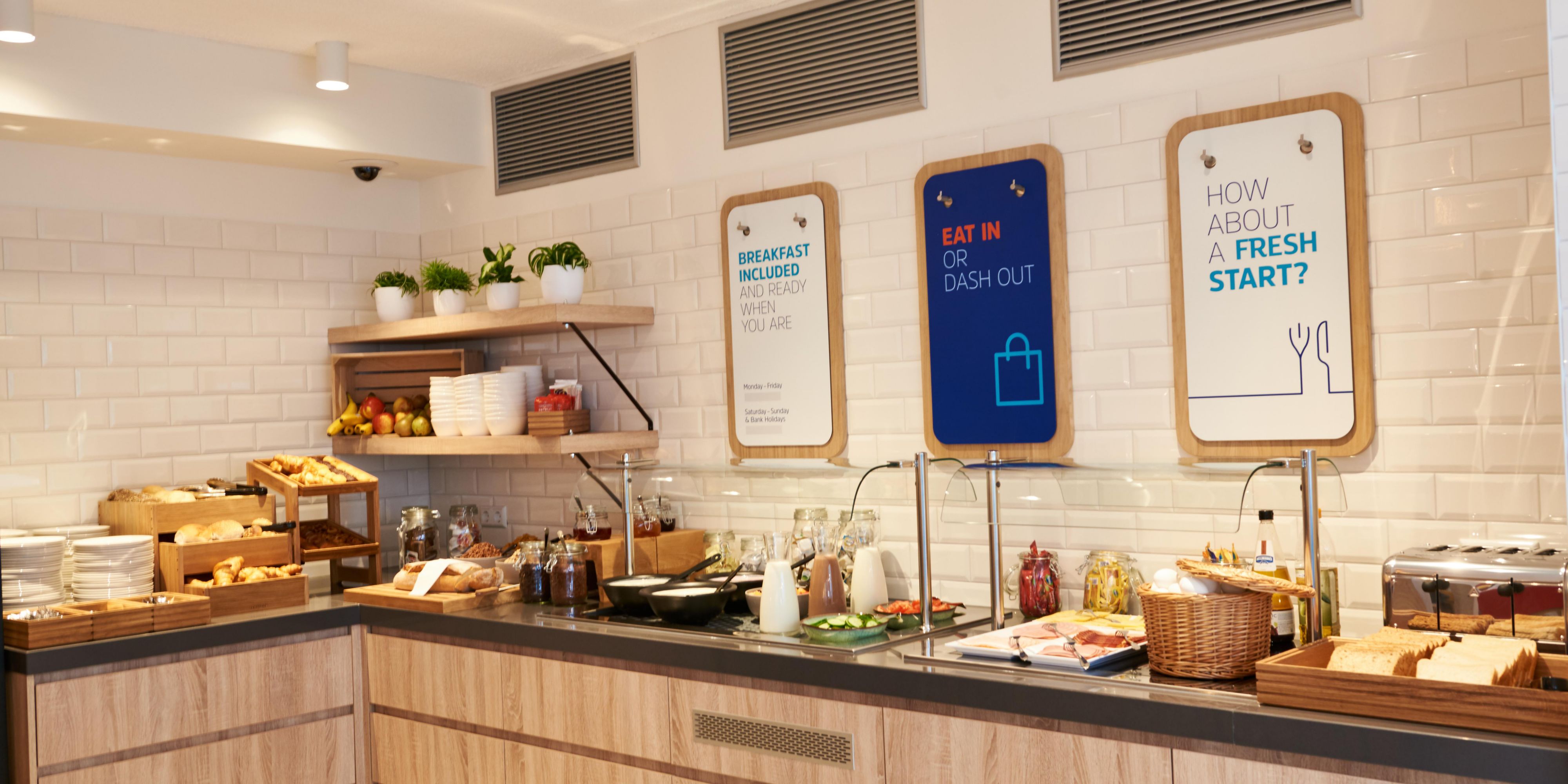 Start your day with our free  Express breakfast! 
Relax and enjoy our Express buffet breakfast with a range of hot & cold items, locally sourced. 
