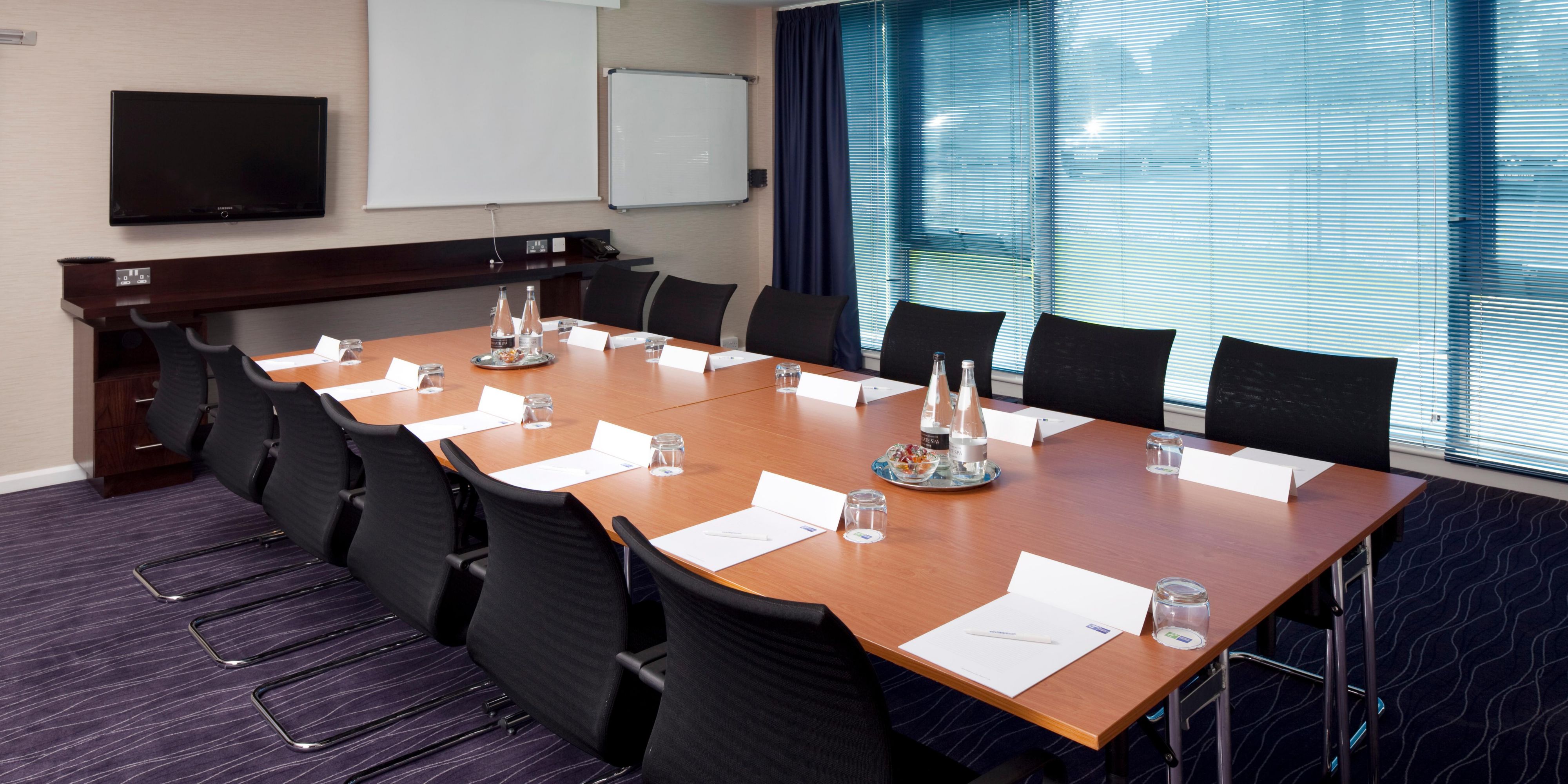 Our meeting rooms offer a handy location to get together with colleagues in a comfortable and professional environment. We can provide dining options to suit your requirements and accommodation for those travelling from further afield. Local transport is within walking distance and there's plenty of onsite parking.