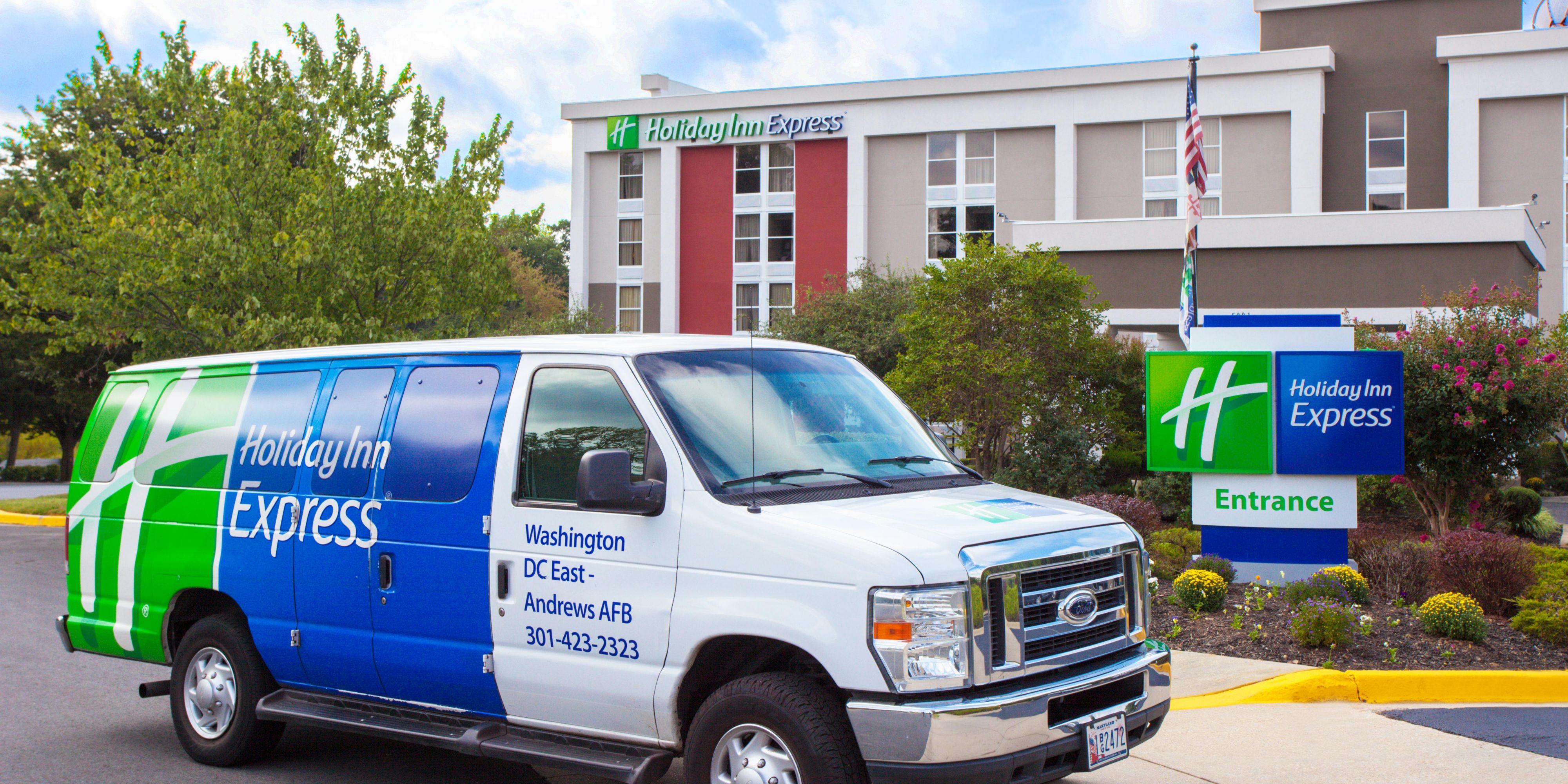 Take advantage of our shuttle services to visit our local restaurants. Our shuttle will also drop you off at the Branch Avenue Metro Station if you want to head to Downtown Washington D.C. or go watch you favorite football team play at Fedex Field!