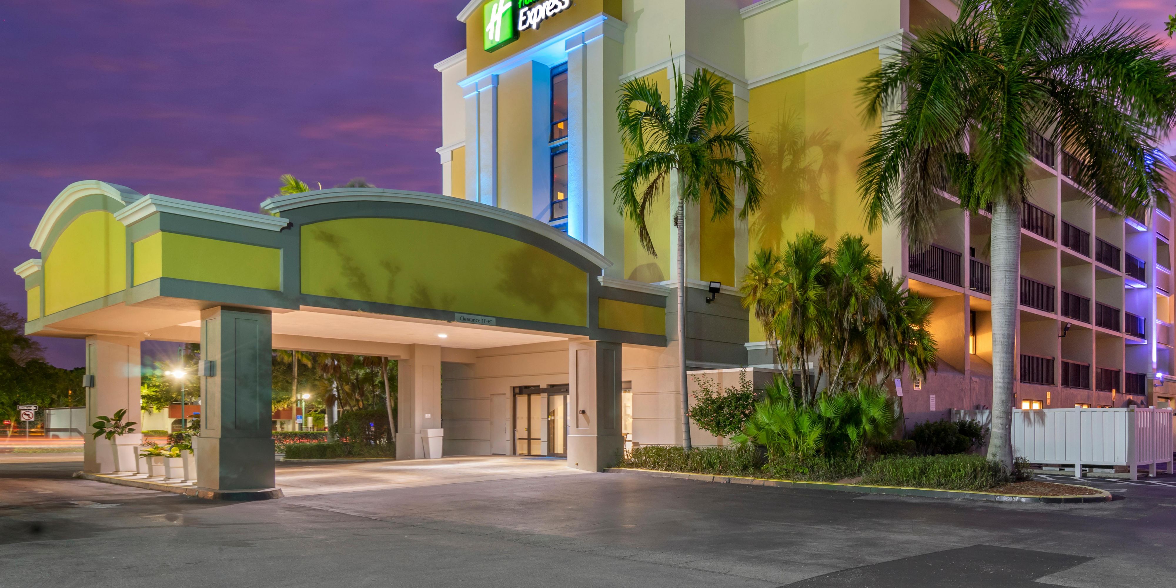 Cape Coral Hotel near Key West Express | Holiday Inn Express Cape Coral-Fort  Myers Area